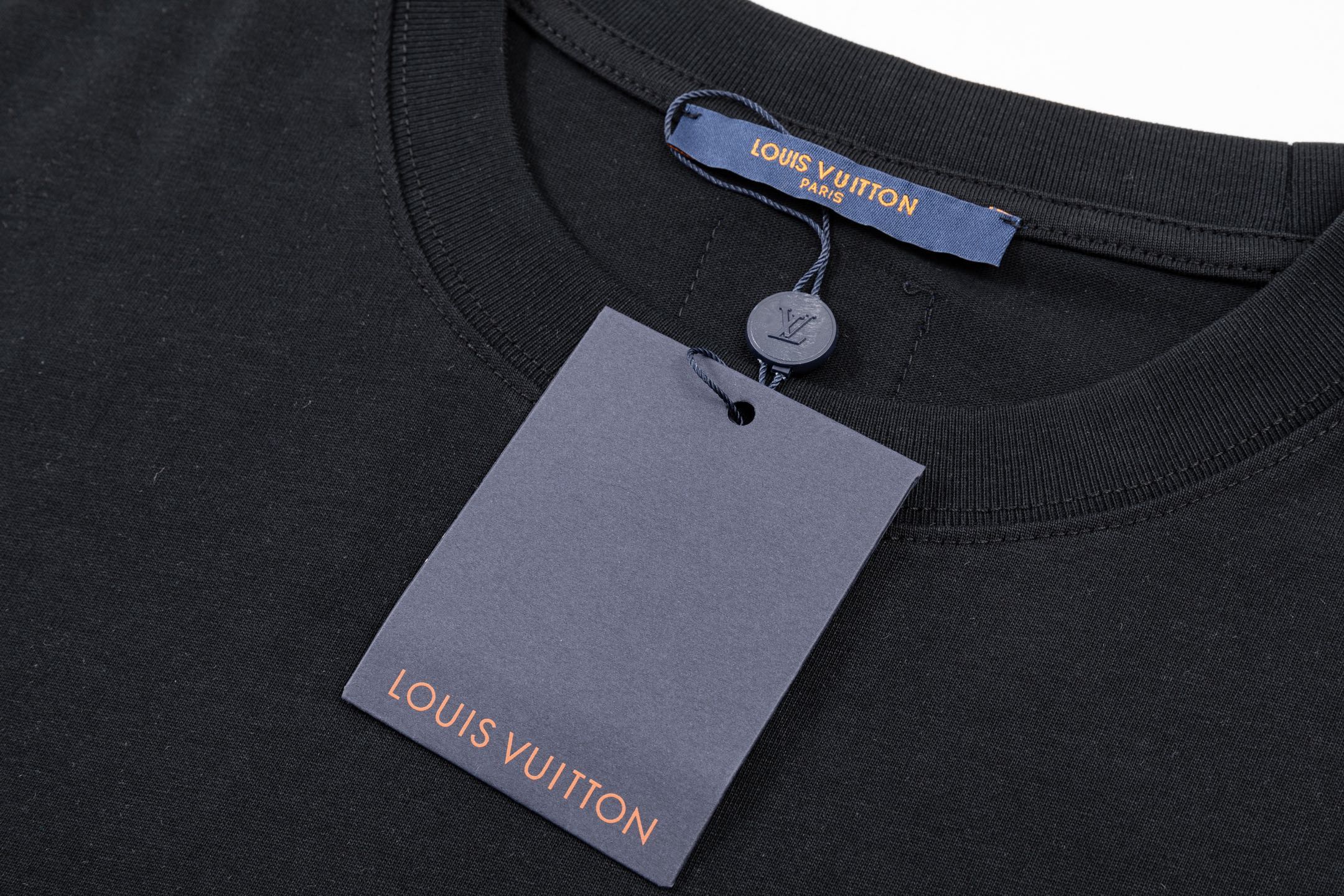 Louis Vuitton 高端品质 Lv发泡印花字母logo圆领短袖，高克重 洗水面料，洗水完280g重， 工艺，宽松版型