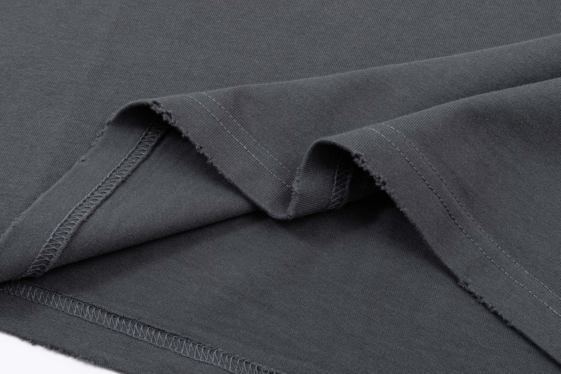Balenciaga 高端品质 Balenciaga巴黎世家可乐印花logo圆领短袖 领口 袖口做破洞磨损工艺