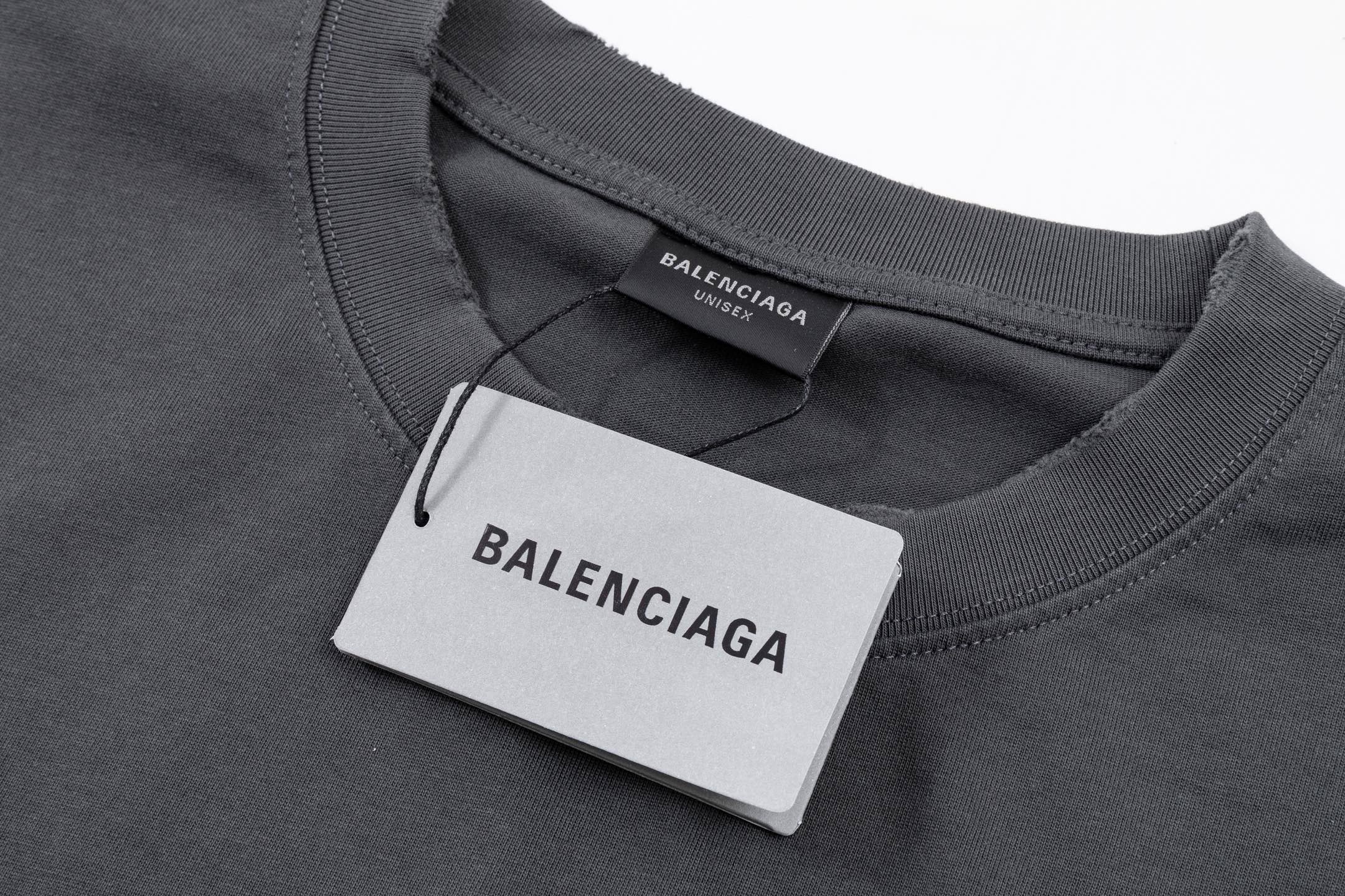 Balenciaga 高端品质 Balenciaga巴黎世家可乐印花logo圆领短袖 领口 袖口做破洞磨损工艺