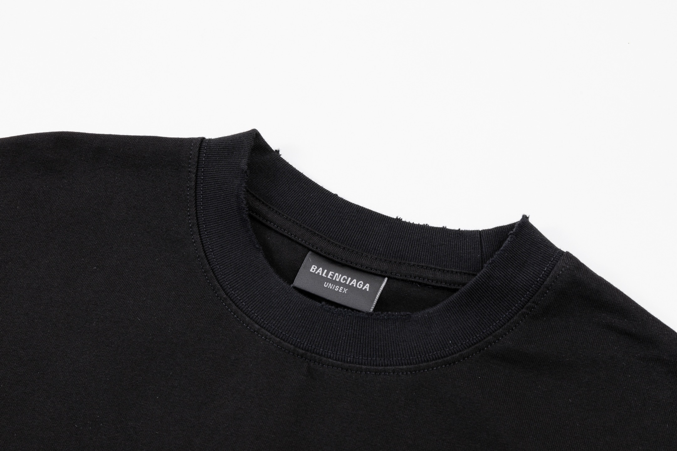 Balenciaga 高端品质 Balenciaga巴黎世家胶条印花字母logo圆领短袖 领口 袖口做破洞磨损工艺