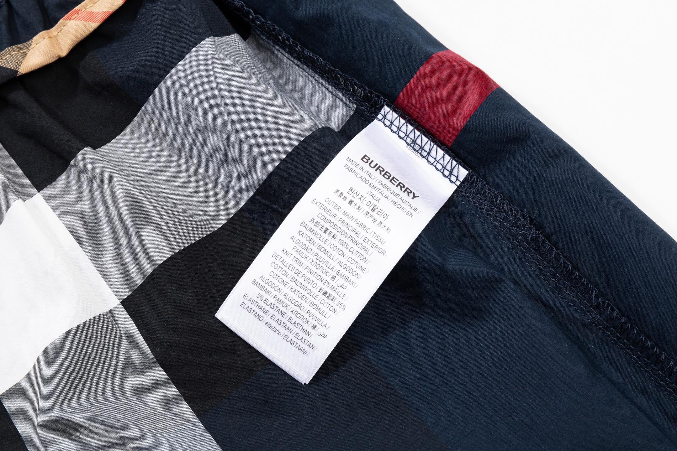 Burberry 高端品质 BURBERRY 巴宝莉 款梭织五分裤，宽松版型