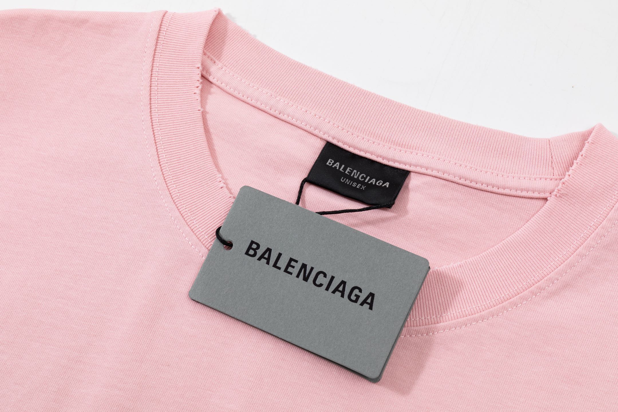Balenciaga 高端品质 Balenciaga巴黎世家印花字母logo圆领短袖 领口 袖口做破洞磨损工艺