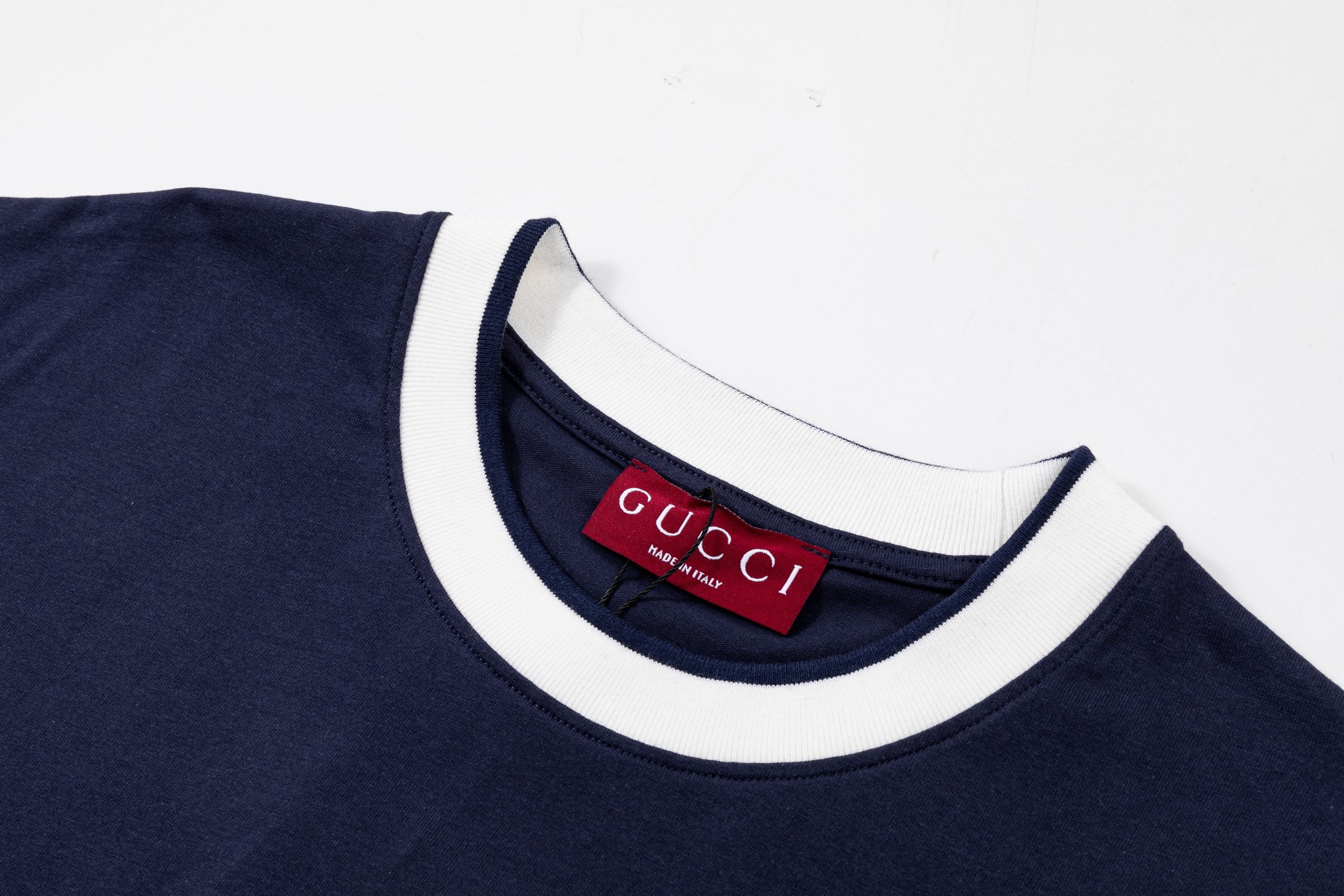 Gucci 高端品质 Gucci古驰1921刺绣小字母logo圆领短袖，高克重 洗水面料，洗水完280g重， 工艺，宽松版型