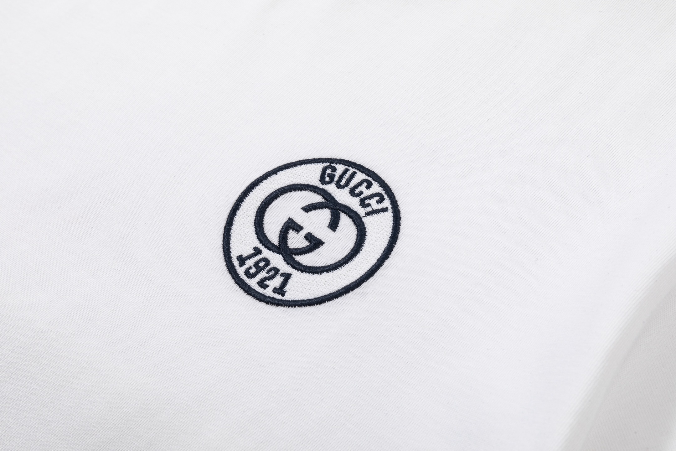 Gucci 高端品质 Gucci古驰1921刺绣小字母logo圆领短袖，高克重 洗水面料，洗水完280g重， 工艺，宽松版型