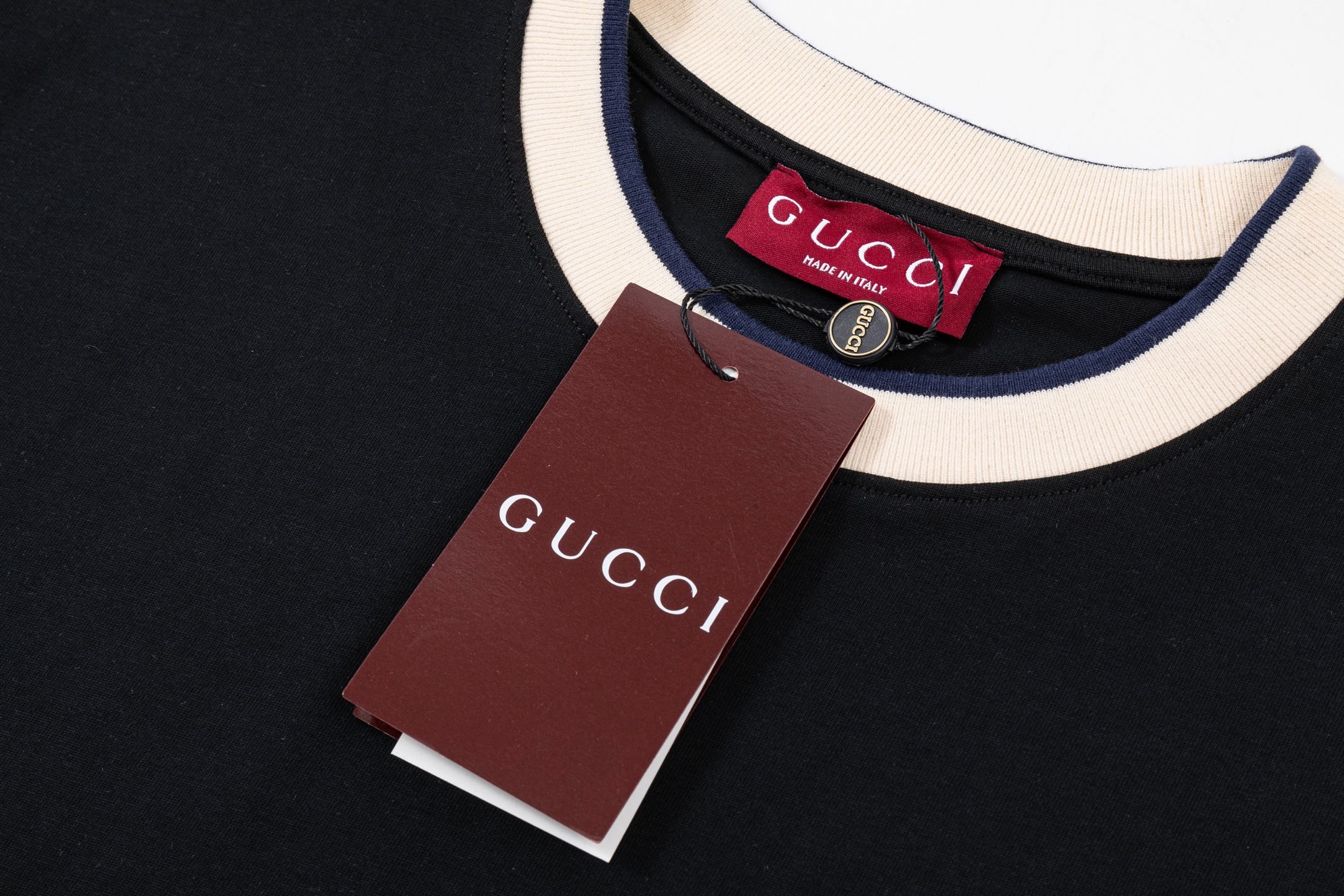 Gucci 高端品质 Gucci古驰1921刺绣小字母logo圆领短袖，高克重 洗水面料，洗水完280g重， 工艺，宽松版型