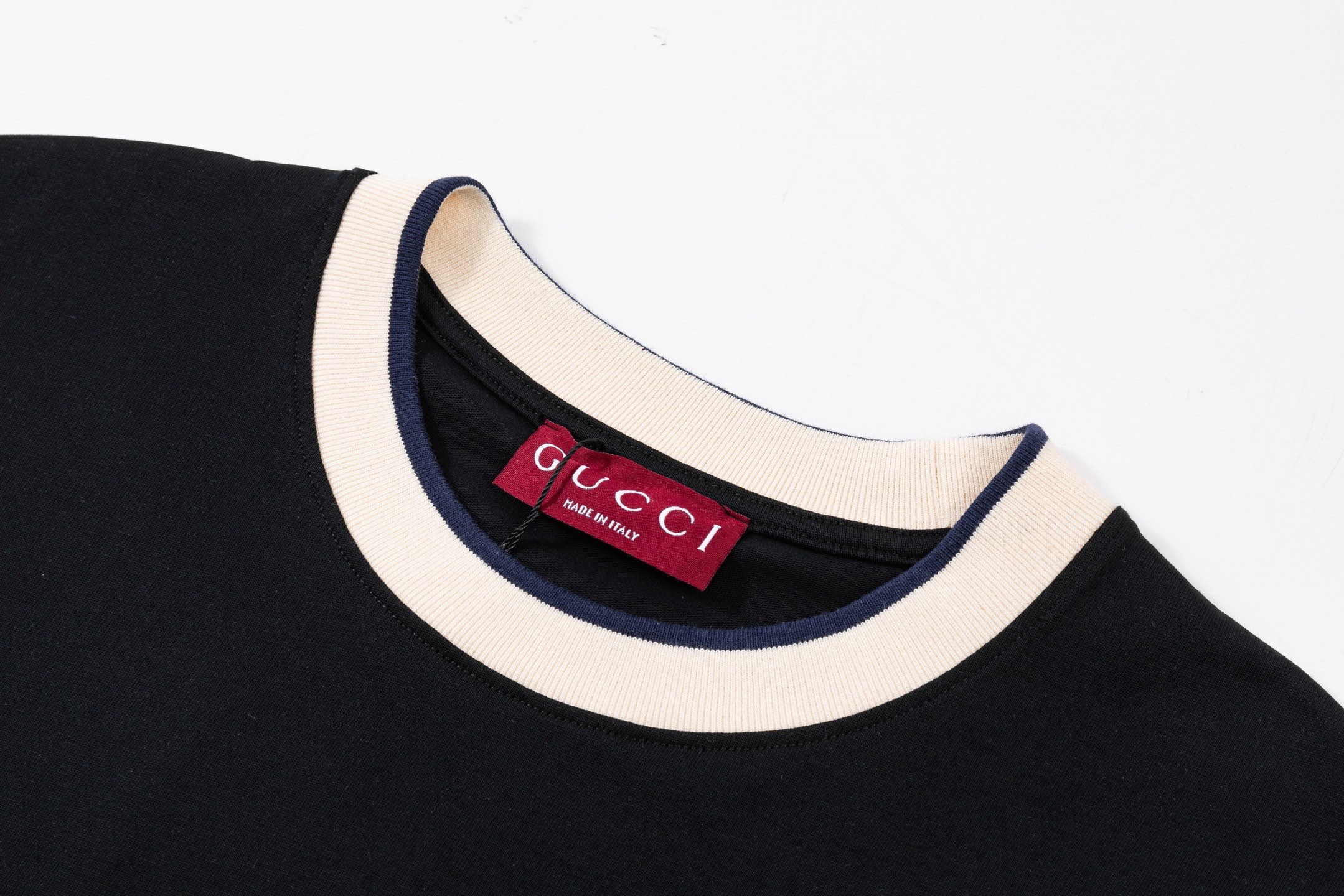 Gucci 高端品质 Gucci古驰1921刺绣小字母logo圆领短袖，高克重 洗水面料，洗水完280g重， 工艺，宽松版型