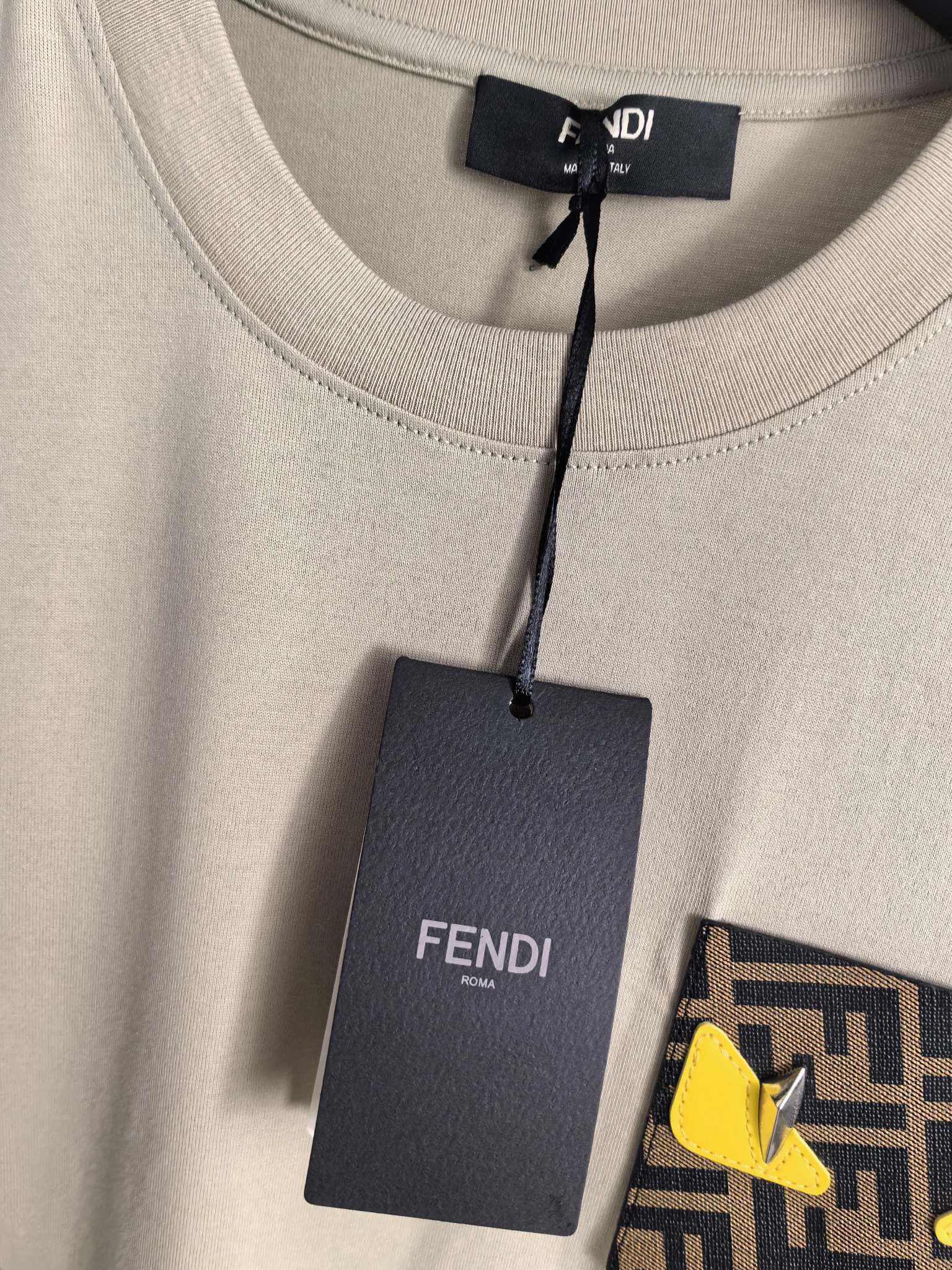 Fendi Fendi芬迪 25ss 小怪兽眼睛FF皮牌口袋短袖