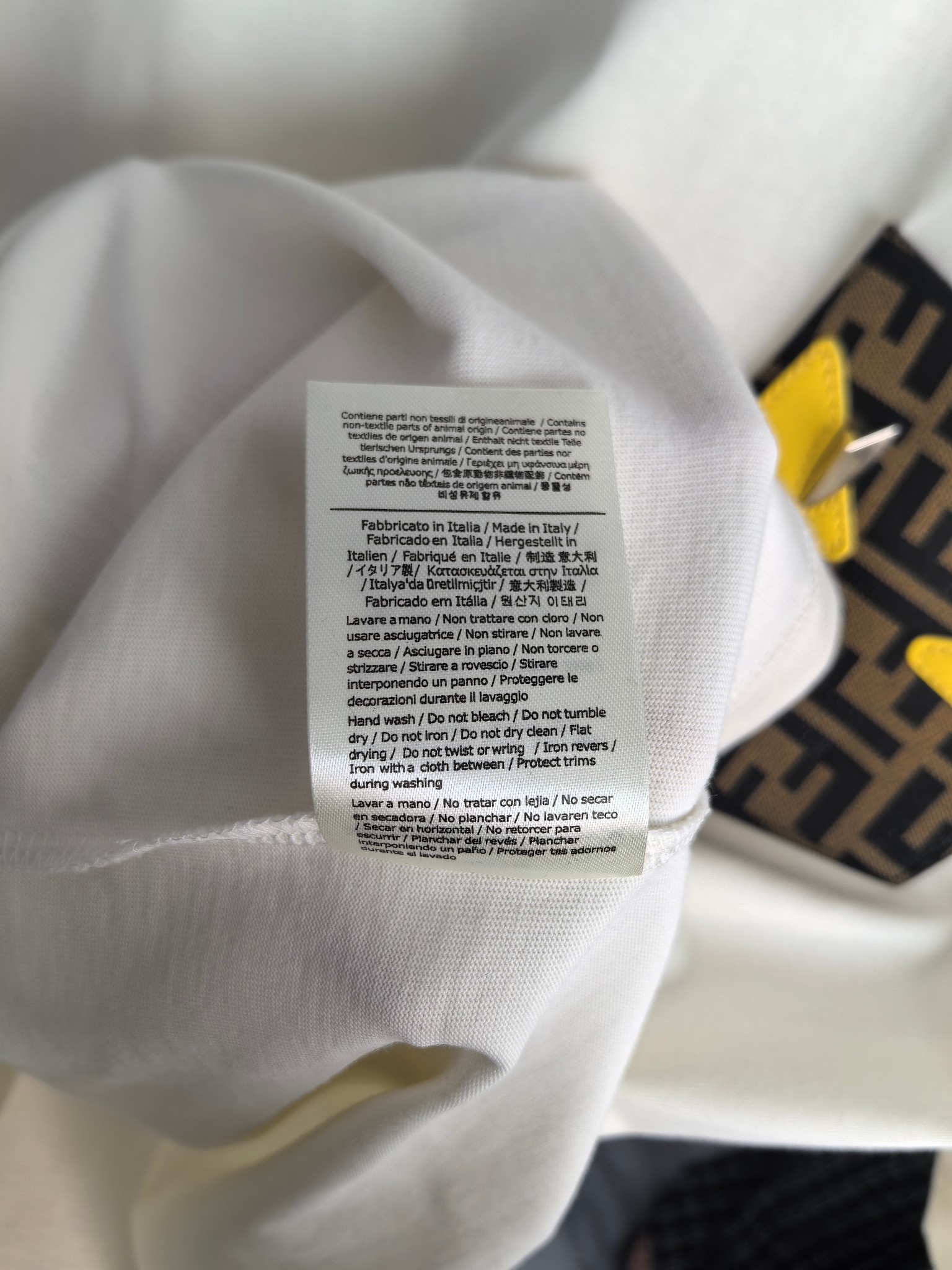 Fendi Fendi芬迪 25ss 小怪兽眼睛FF皮牌口袋短袖