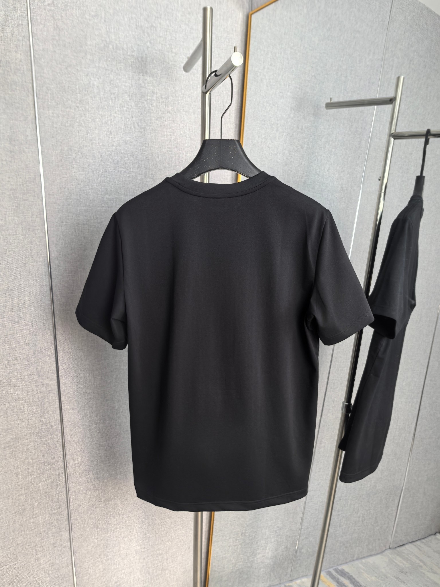Fendi Fendi芬迪 25ss 小怪兽眼睛FF皮牌口袋短袖