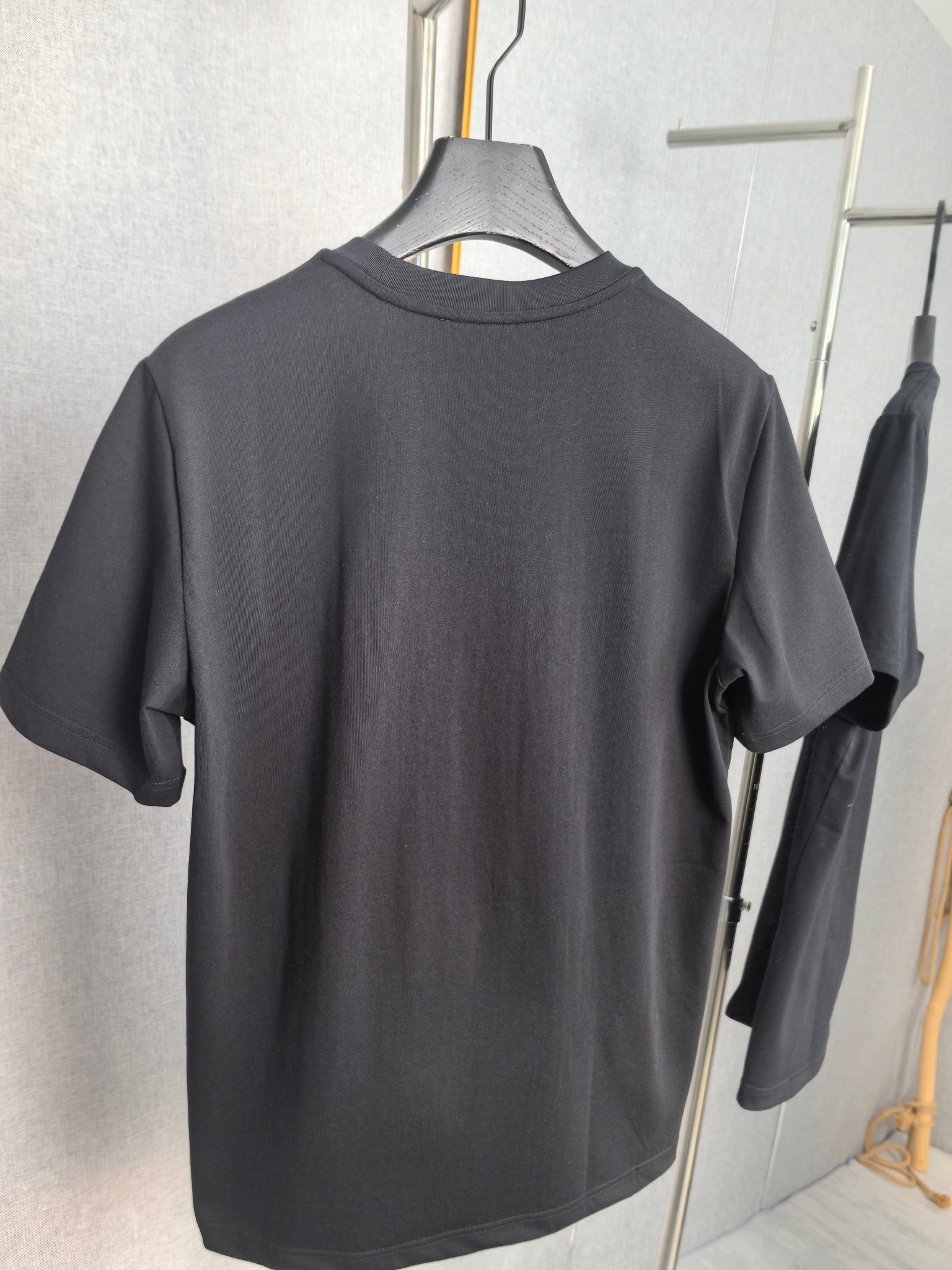 Fendi Fendi芬迪 25ss 小怪兽眼睛FF皮牌口袋短袖