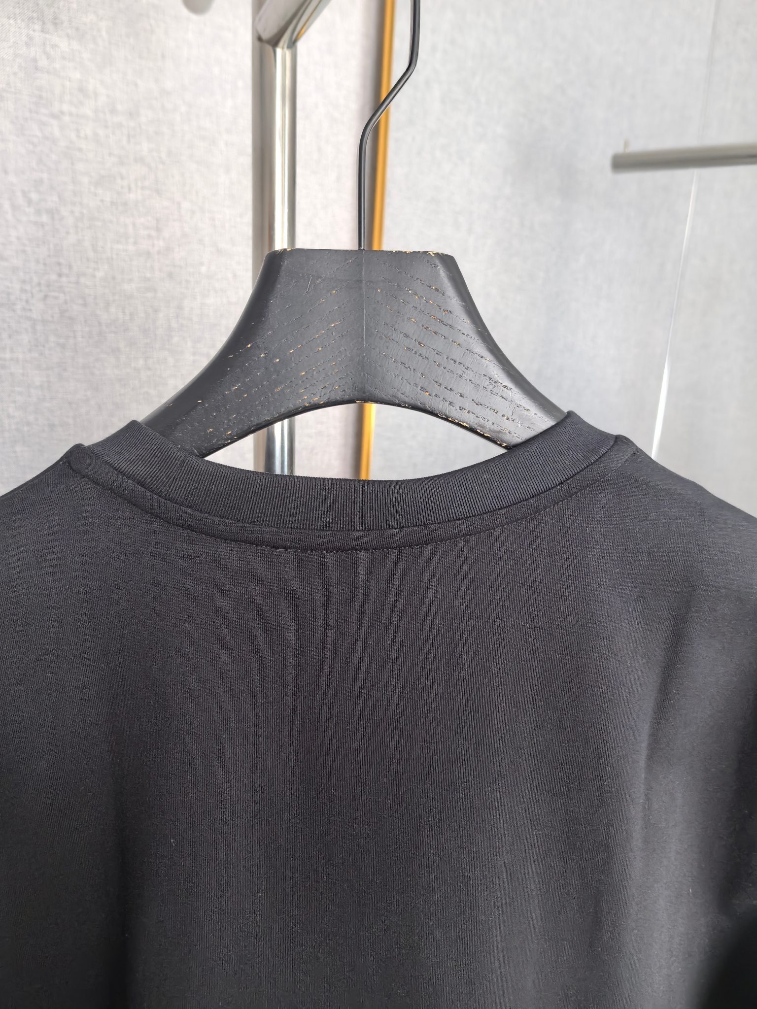 Fendi Fendi芬迪 25ss 小怪兽眼睛FF皮牌口袋短袖