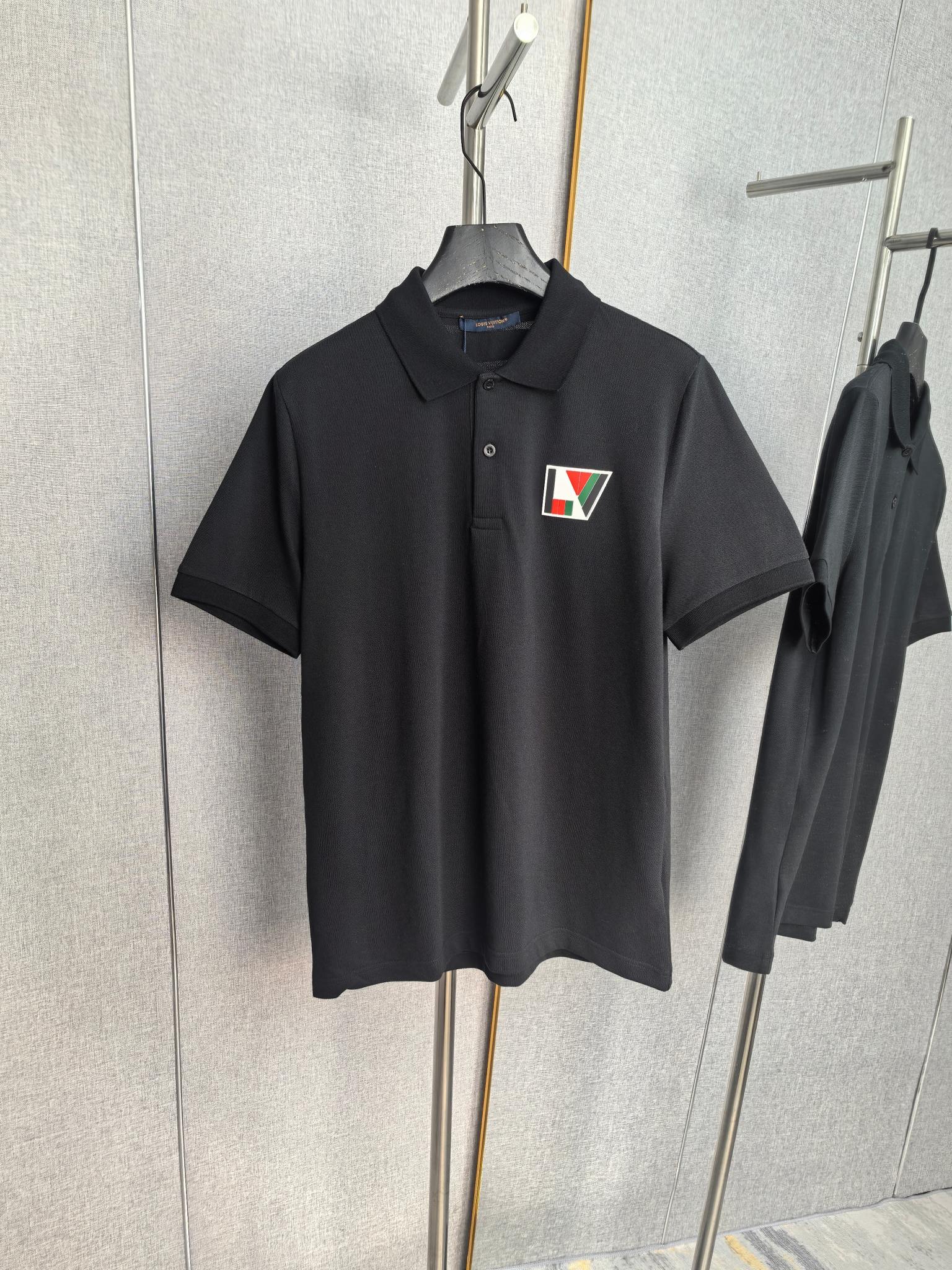 P105 Lv Louis Vuitton 26ss de alta calidad primavera y verano nueva camiseta POLO de manga corta con solapa, tejido per…