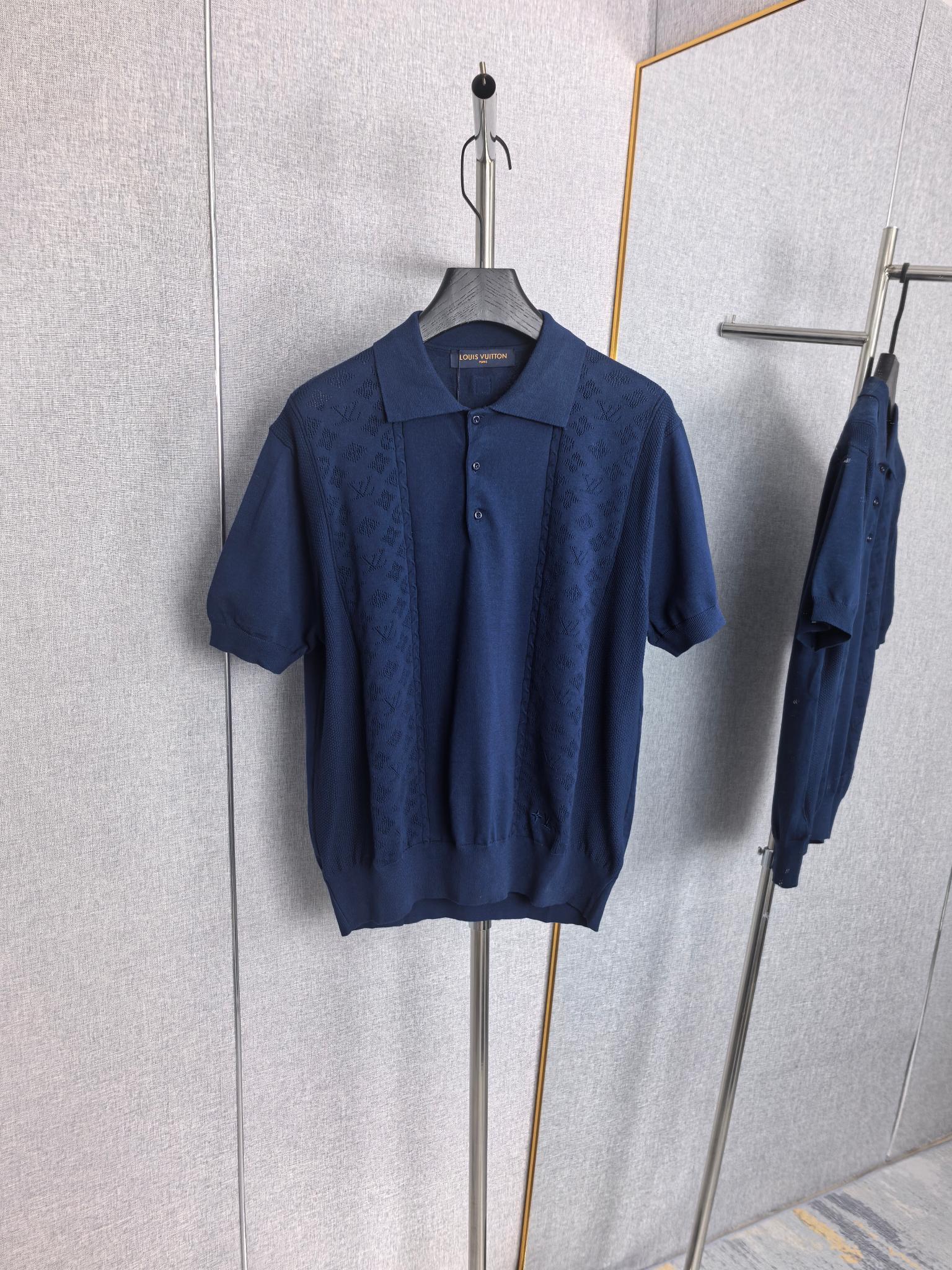 P220 1V Louis 26ss Polo de punto con letras bordadas y calado jacquard, nuevo para principios de primavera. Tallas: S, …