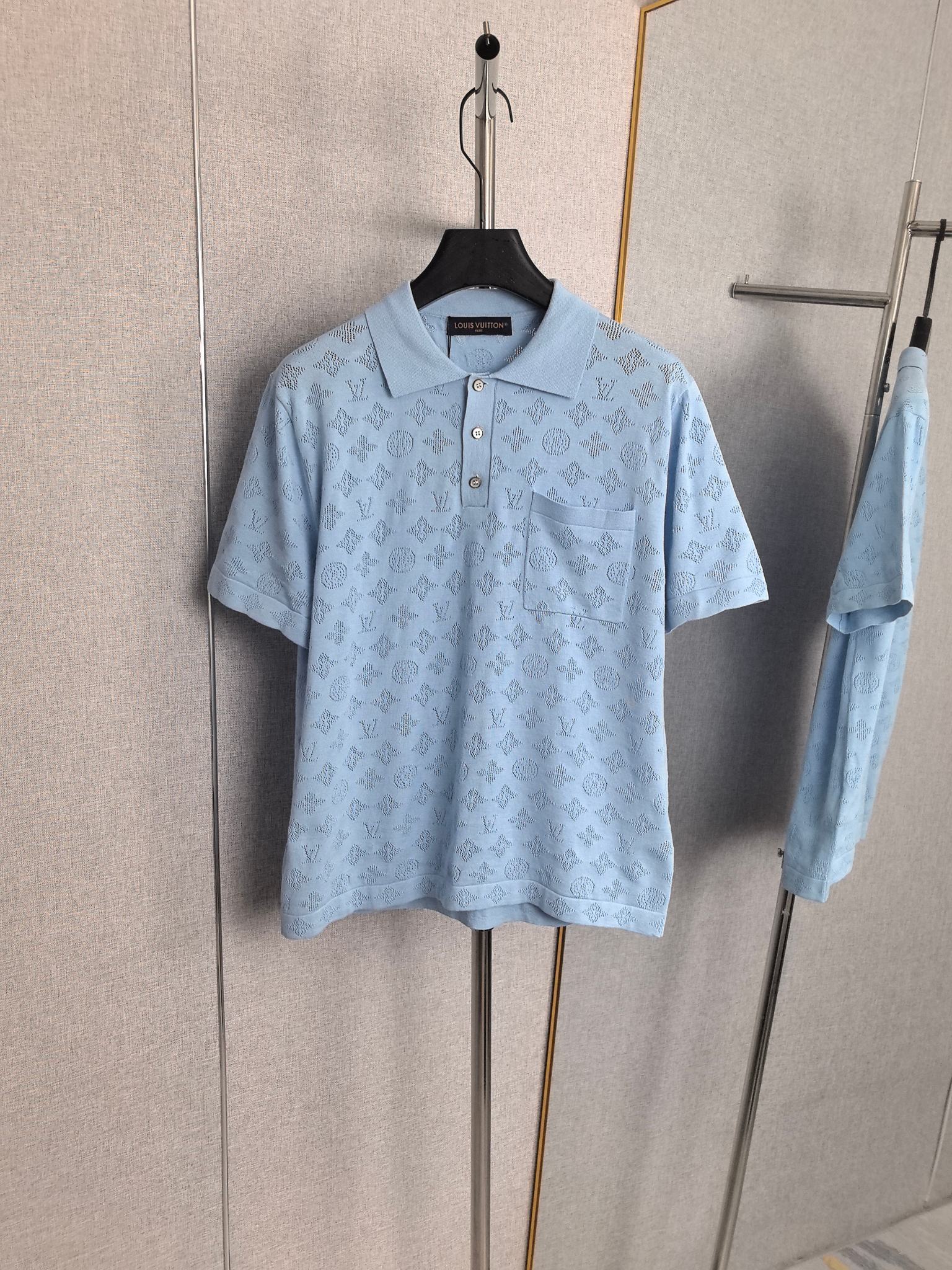 P220 1V Louis 26ss Polo de punto de manga corta con letras caladas y bolsillo de jacquard, nuevo para verano. Tallas: S…