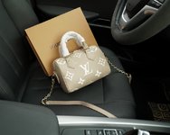 Louis Vuitton Crossbody & Shoulder Bags Replica US
 Cowhide Resin