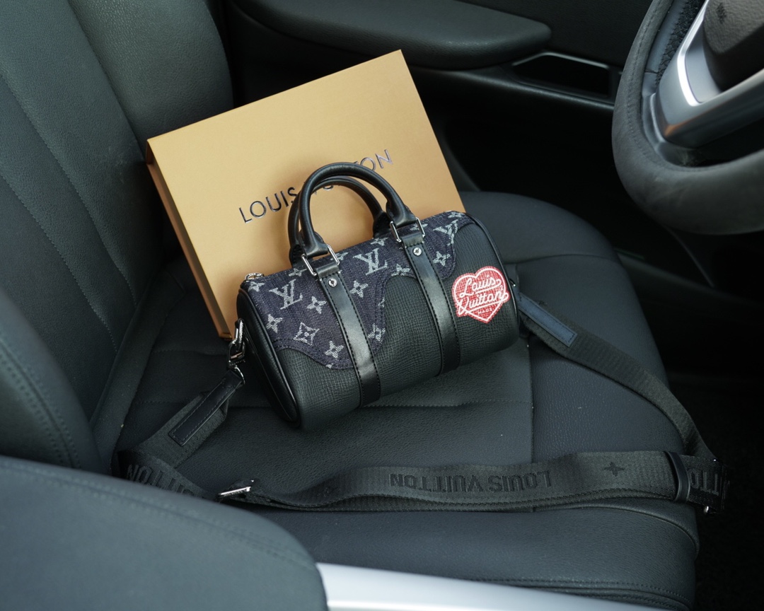 Louis Vuitton New
 Backpack Crossbody & Shoulder Bags Cowhide