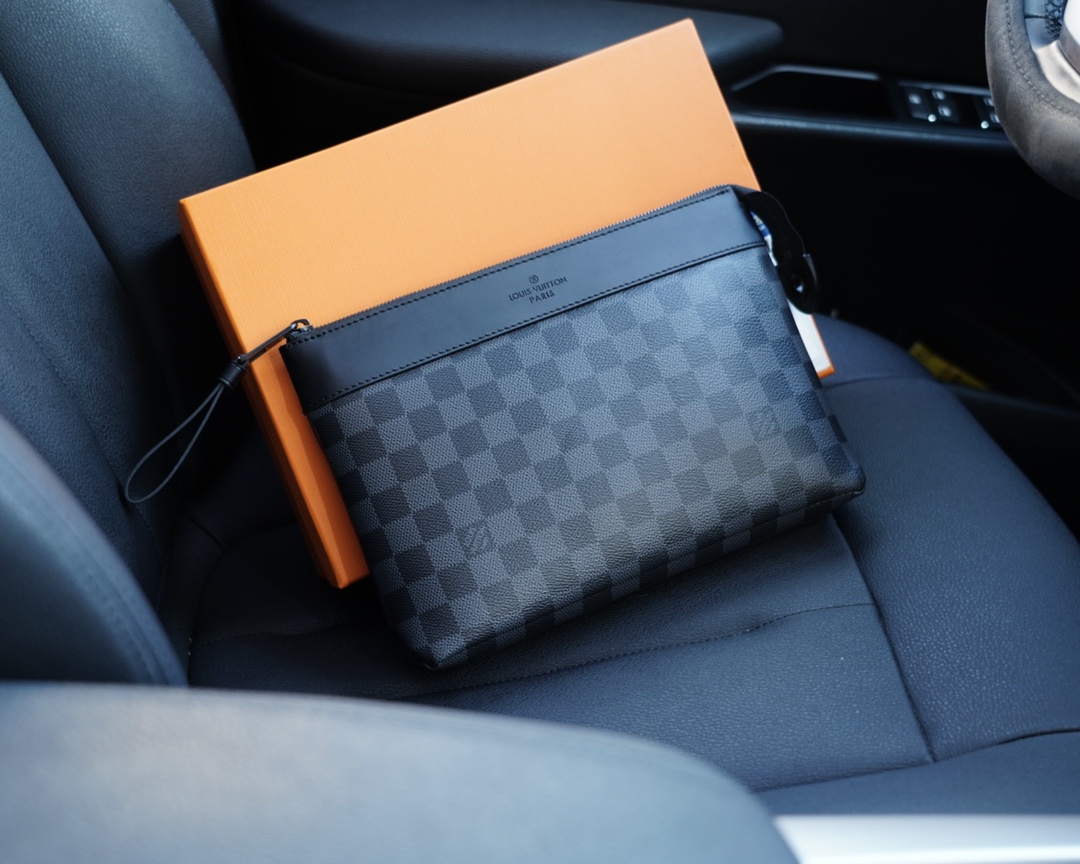 Louis Vuitton Torby Sprzęgła Skóra krowia