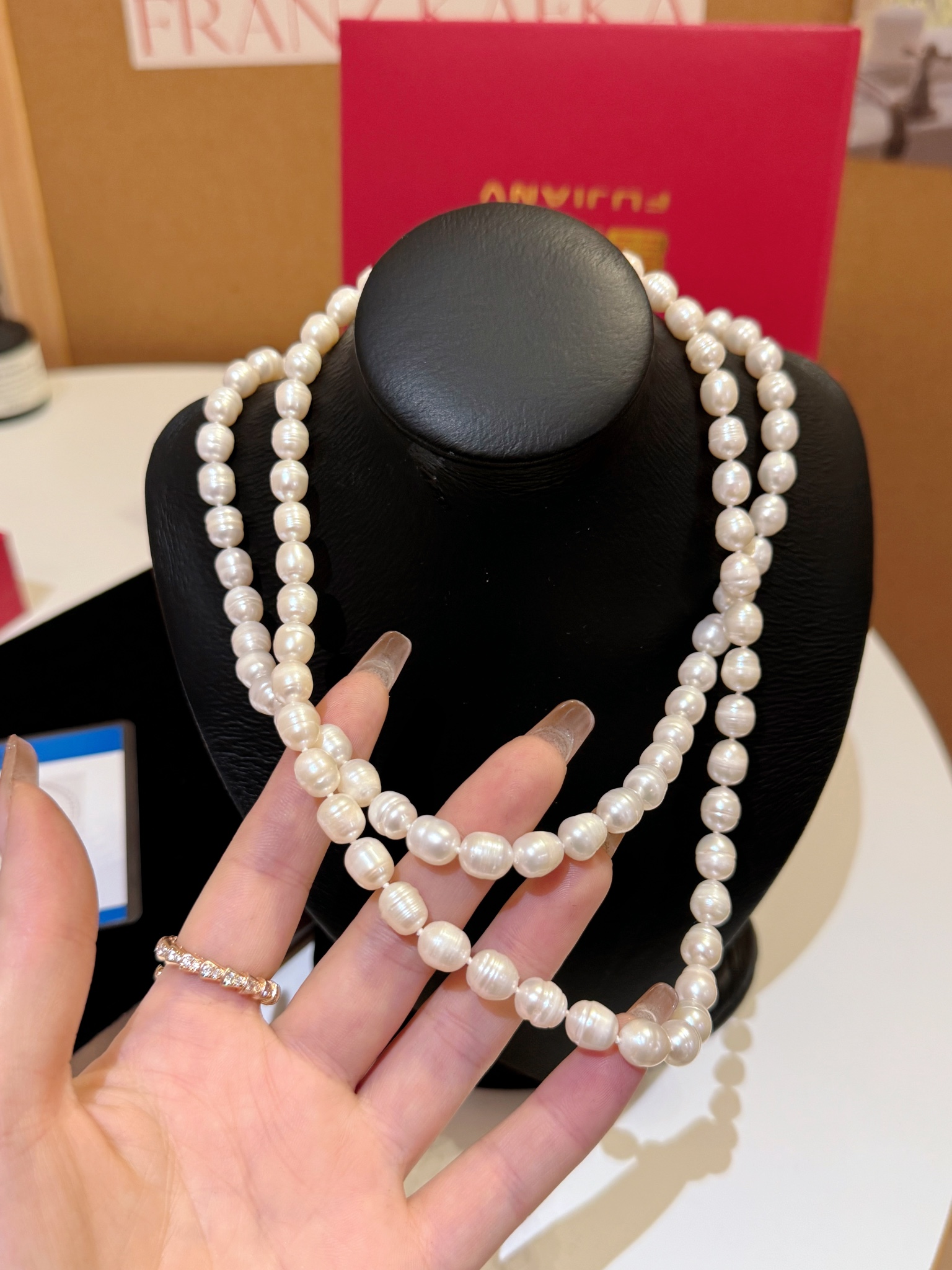 Loewe Haute Couture Haute Couture Fine Jewelry Necklace Bracelet Ring 8