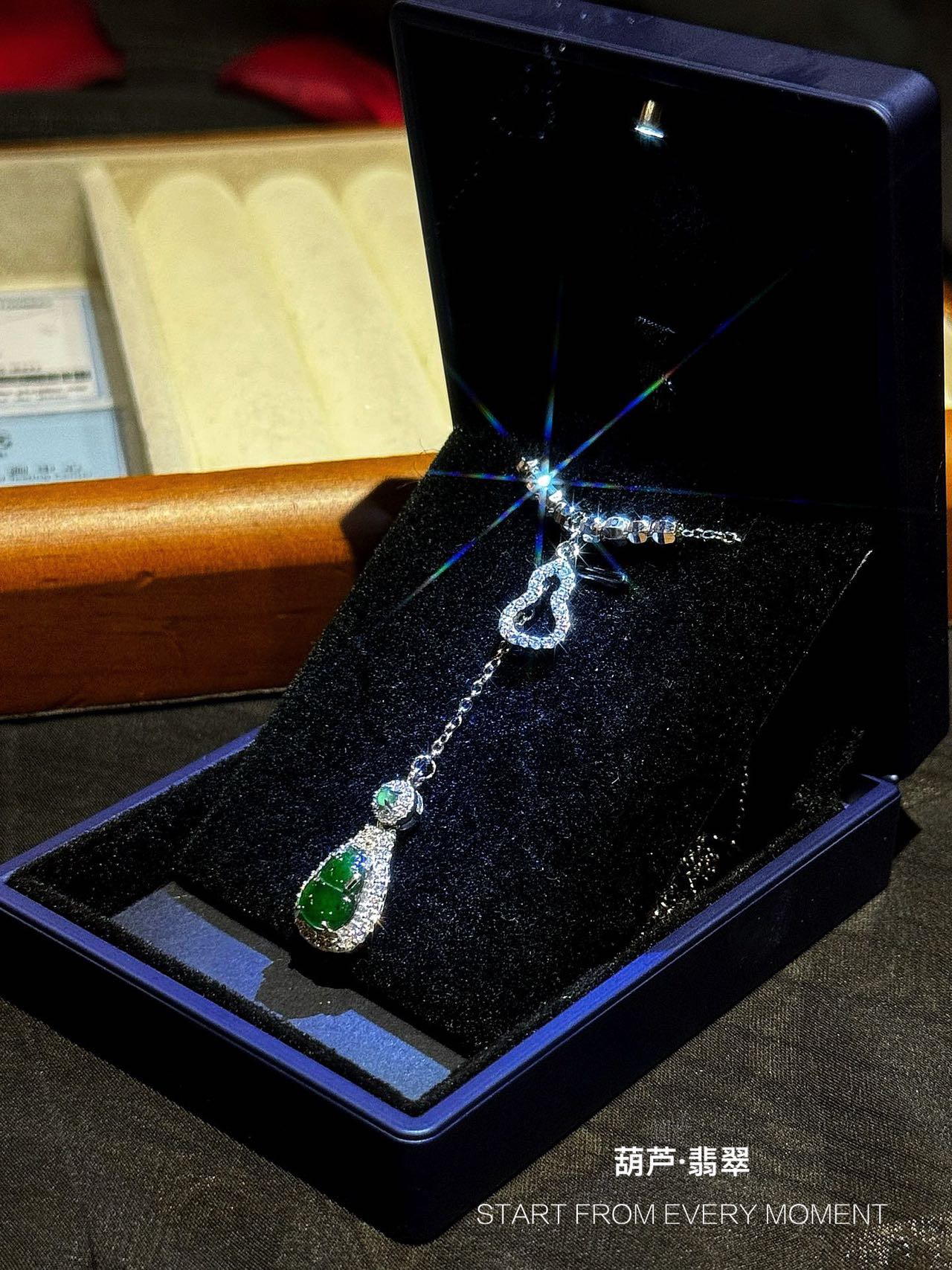 Luxury luxury necklace 3