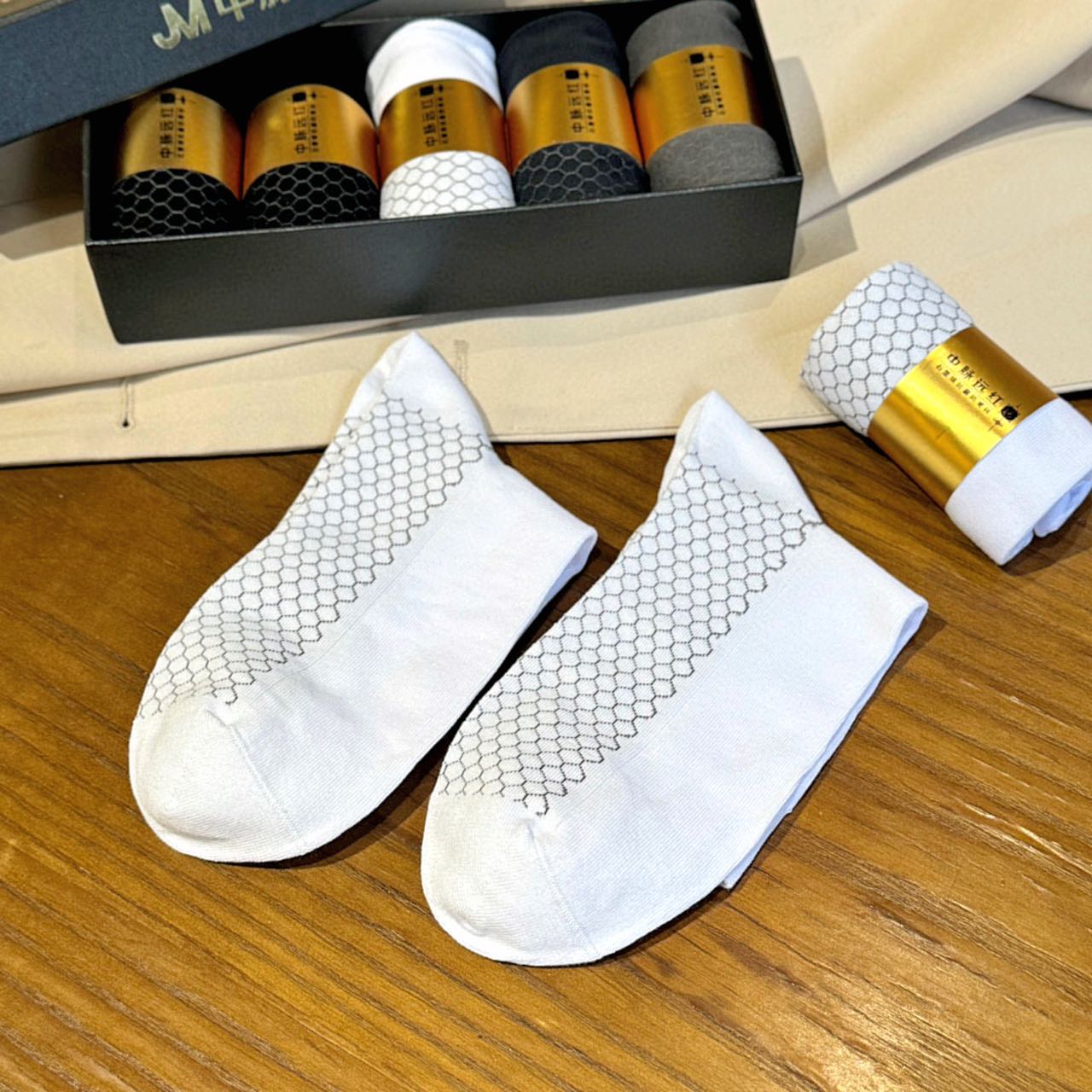 最近入手了一款超级舒服的中筒袜袜子 2