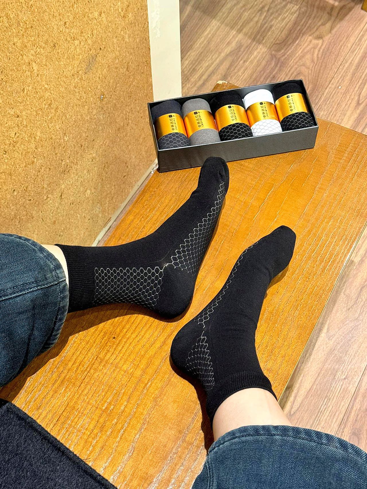 Far-Infrared Graphene Antibacterial and Odor-Resistant Socks - Comprehensive 5