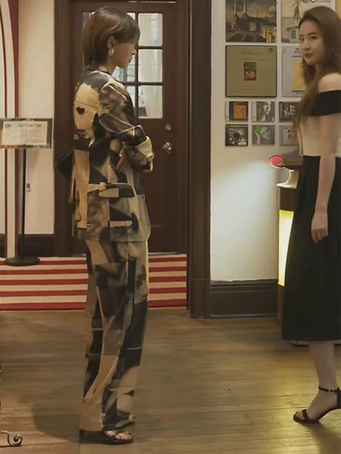 High-Quality Female Clothes Sets with Stylish Packaging for 2024 Fashion Trends - 图片 7