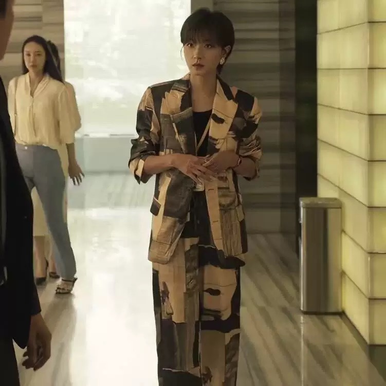 High-Quality Female Clothes Sets with Stylish Packaging for 2024 Fashion Trends - 图片 5