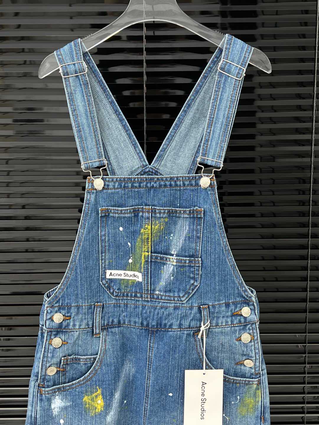 ACN  背带短裤服装 4