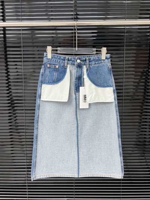 MM6 Maison Margiela Color Block Denim Skirt | High-Waisted A-Line Design 1 MM6 Maison Margiela Color Block Denim Skirt | High-Waisted A-Line Design