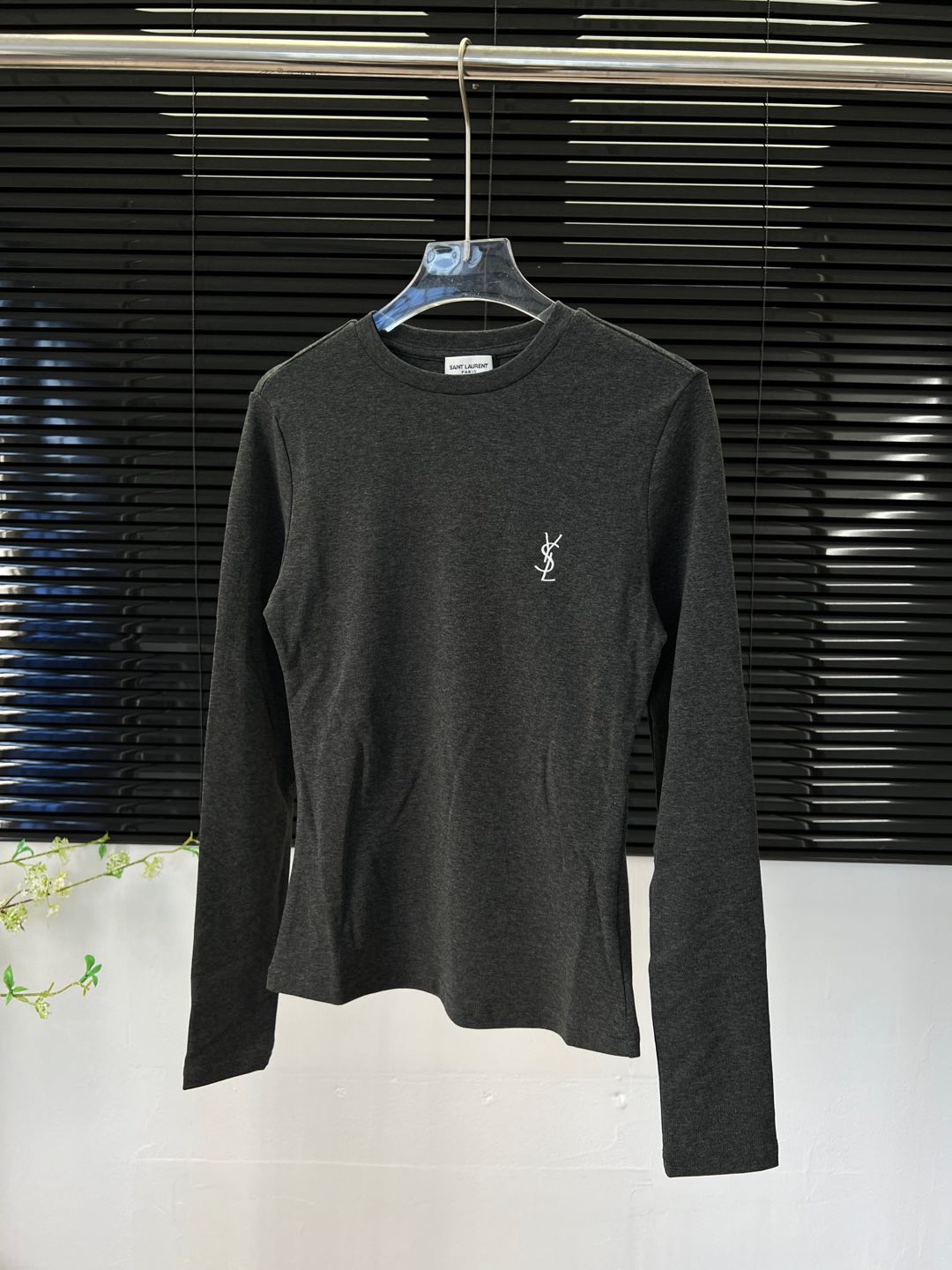 High-End Women’s Suit with Embroidered Cotton Shirt for Autumn/Winter Fashion - 图片 5