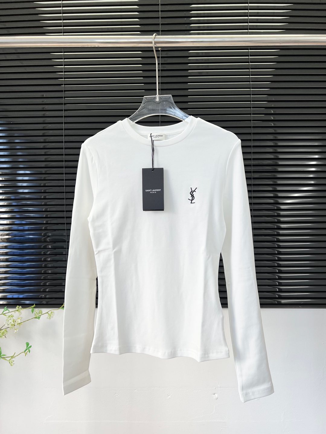 High-End Women’s Suit with Embroidered Cotton Shirt for Autumn/Winter Fashion - 图片 4