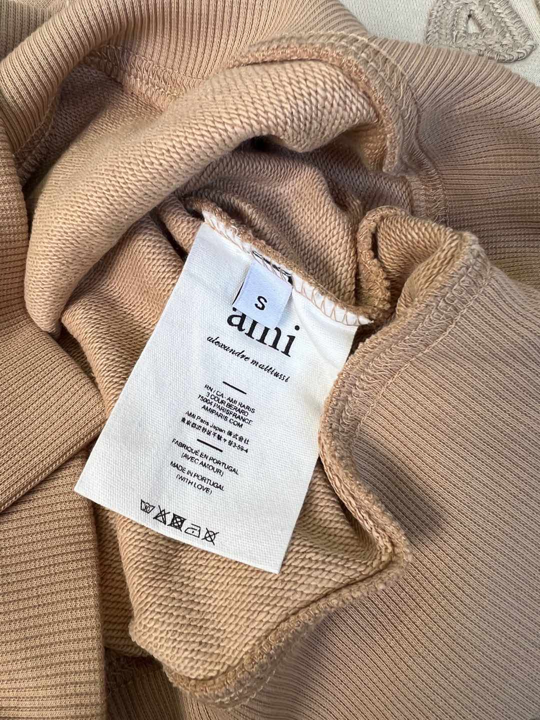 “High-End Quality Women’s Suit with Four-Colour Embroidery Coat in Pure Khmer Heavy Fabric” - 图片 7