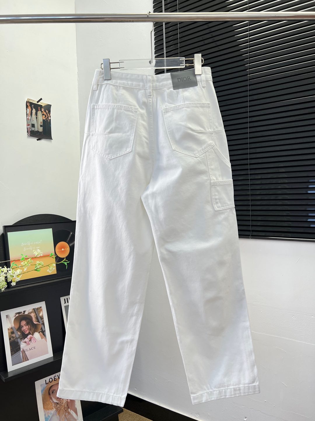 Dio* 25早秋新款 口袋工装休闲长裤 采用原牛仔棉面料口袋工装设计 版型宽松 男女都可以穿 白色色系
