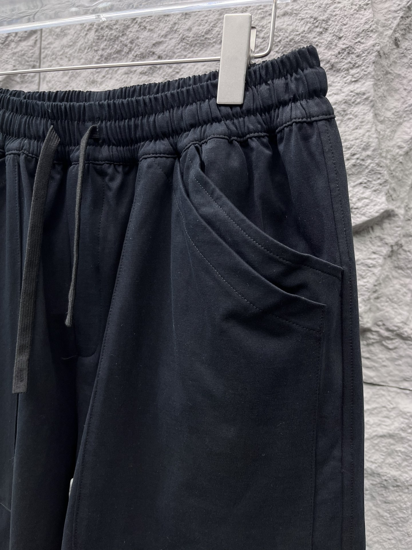 “New Summer Shorts: Light, Thin, High-Quality Fabrics, Great Design, Various Sizes Available” - 图片 4