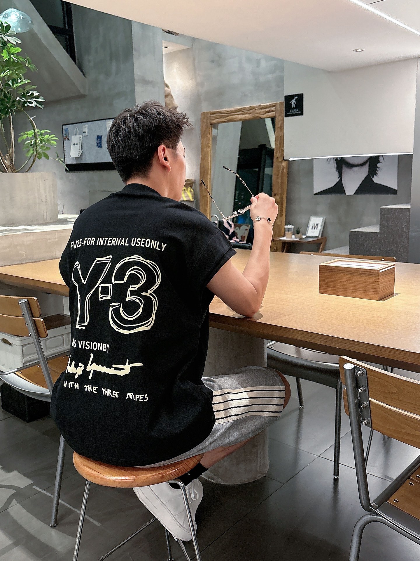 “High-quality Cotton Summer Vests with Novel Fake Two-Piece Design – Y.3 Collection” - 图片 3