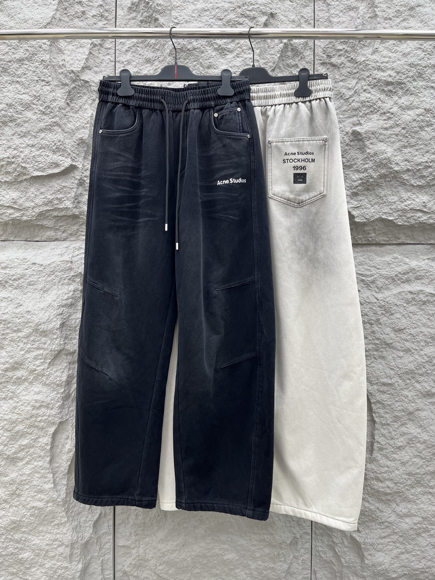 . 521091_310 521091_310