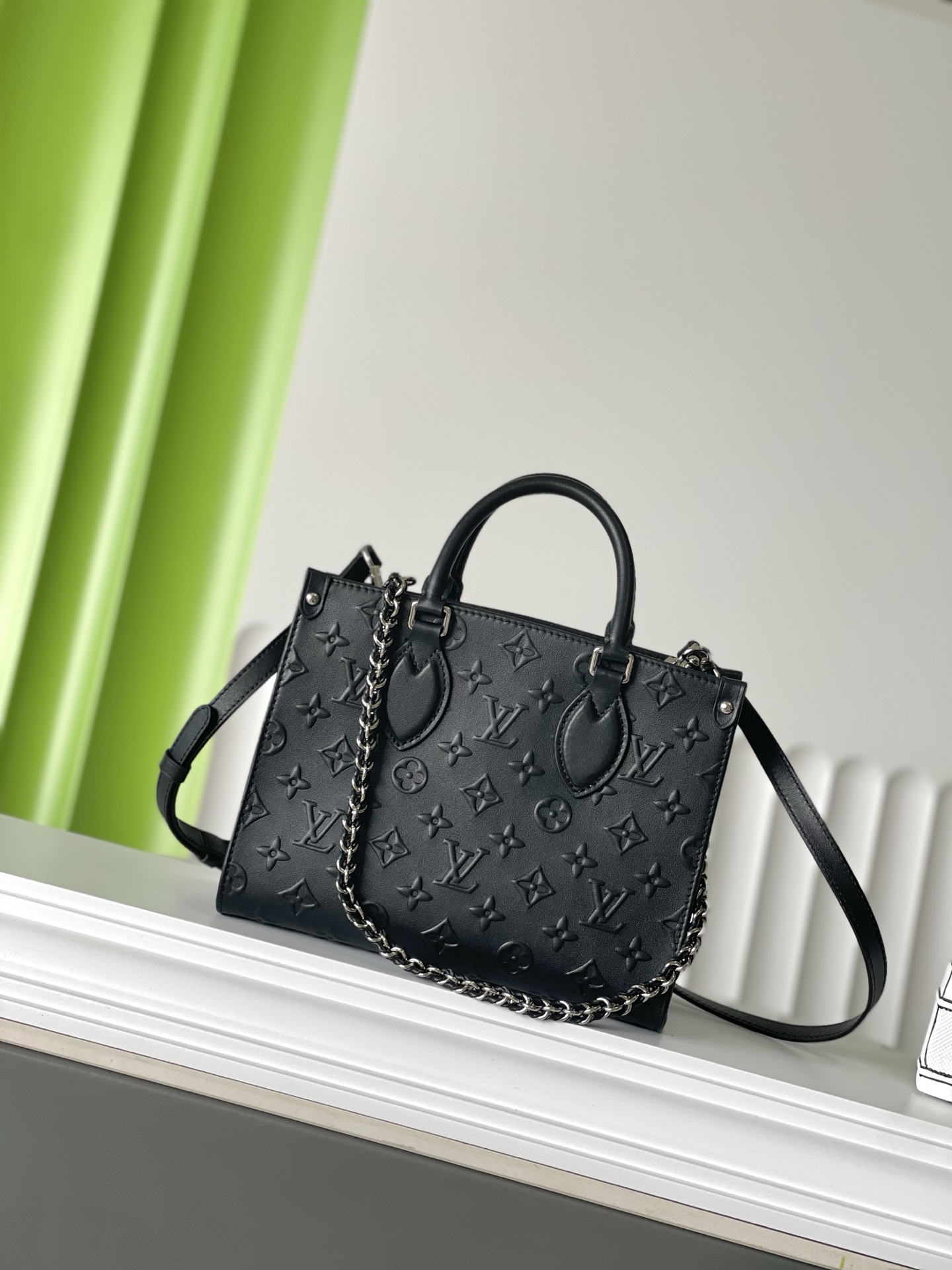 NO:208011,Purchase price M14576 25×19×11.5 ONTHEGO Full-leather four-square-pack Top-level original order Variable chip, LV [top-level original order], louis vuitton19860909拿货价 M14576 25×19×11.5 ONTHEGO 全皮四方包 顶级原单 变码芯片,LV【顶级原单】,louis vuitton,Bag