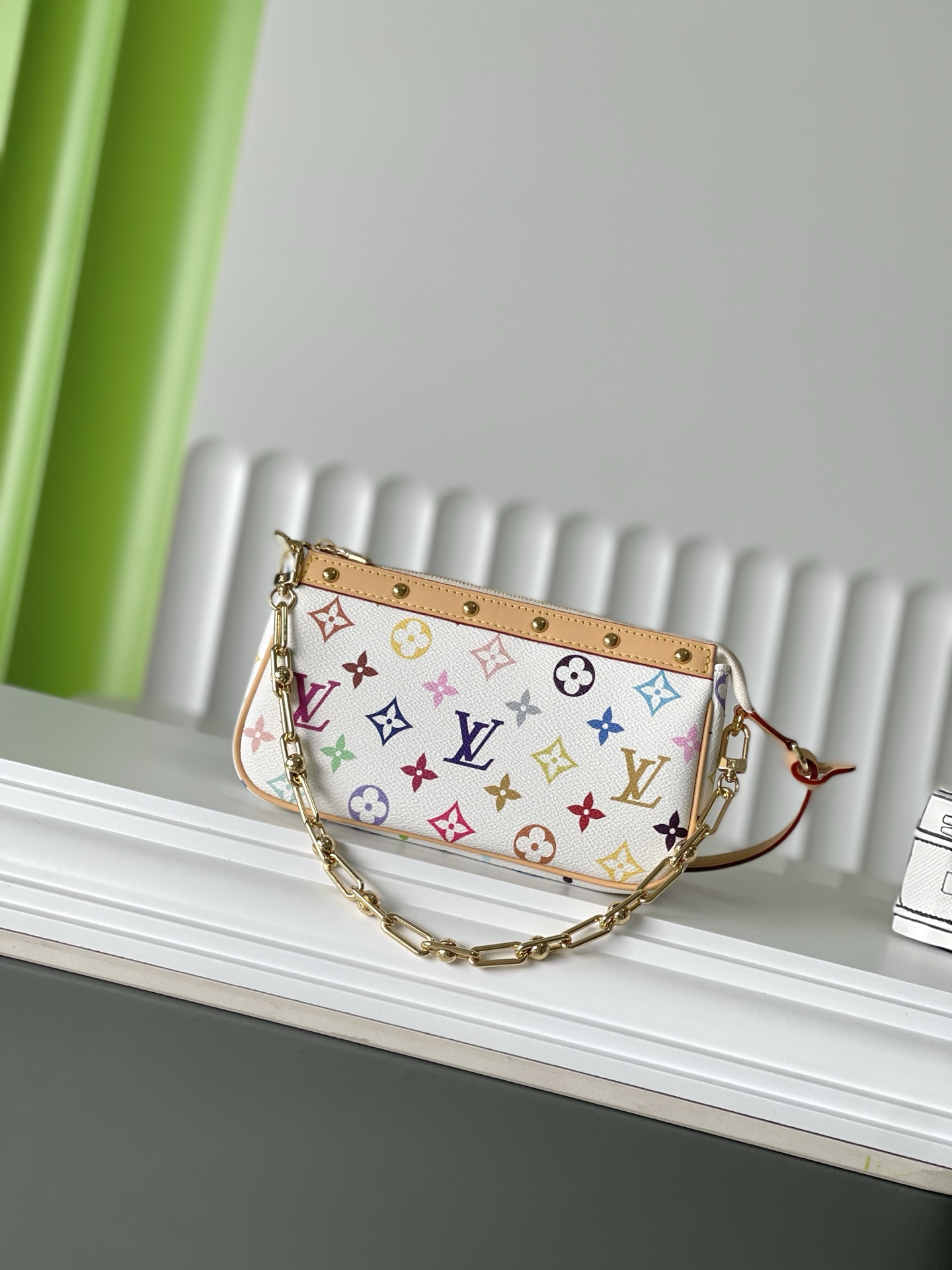 NO:208029,Purchase price M13404 22×13×4 L POCHETTE Chain pack Top original order Variable code chip, LV [top original order], louis vuitton19860909拿货价 M13404 22×13×4 L POCHETTE 链条包 顶级原单 变码芯片,LV【顶级原单】,louis vuitton,Bag