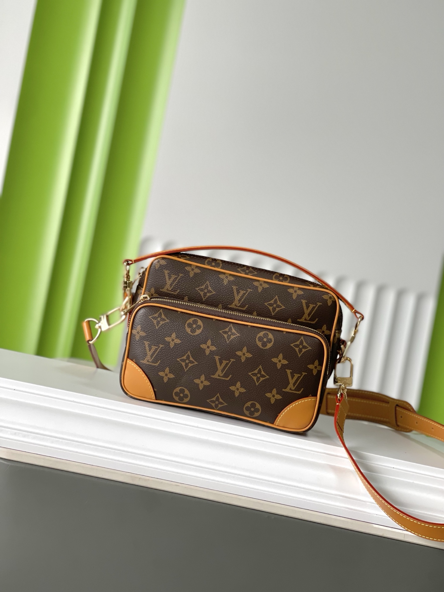 NO:208028,Purchase price M14016 25×17.5×11 NIL BD Middle Postman Bag Top Original Order Change Code Chip, LV [Top Original Order], louis vuitton19860909拿货价 M14016 25×17.5×11 NIL BD 中古邮差包 顶级原单 变码芯片,LV【顶级原单】,louis vuitton,Bag