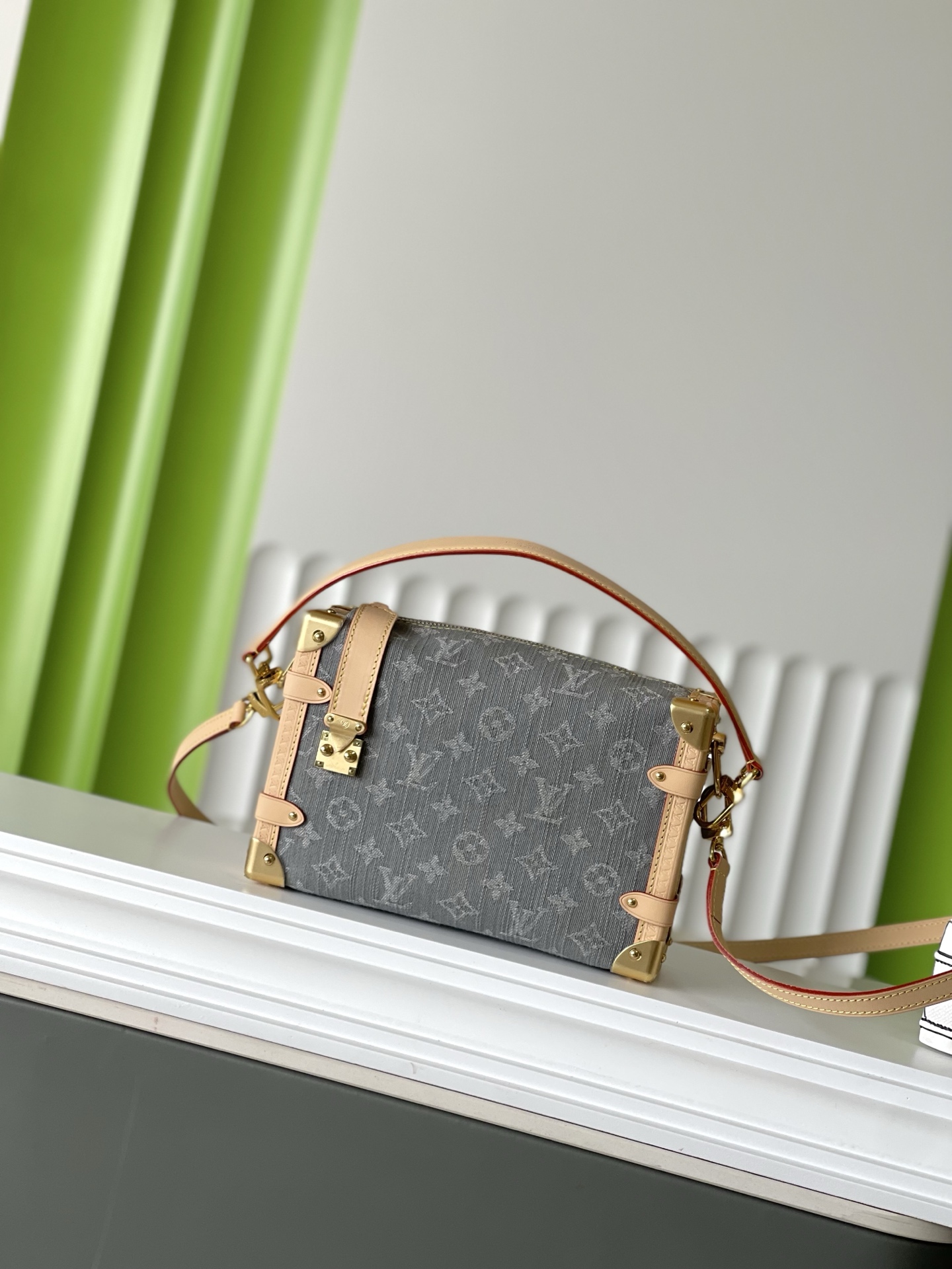 NO:208043,Purchase price M13285 23.5×16×8.5 SIDE TRUNK Denim Soft Box Pack Top Original Order Change Code Chip, LV [Top Original Order], louis vuitton19860909拿货价 M13285 23.5×16×8.5 SIDE TRUNK 牛仔布软盒子包 顶级原单 变码芯片,LV【顶级原单】,louis vuitton,Bag