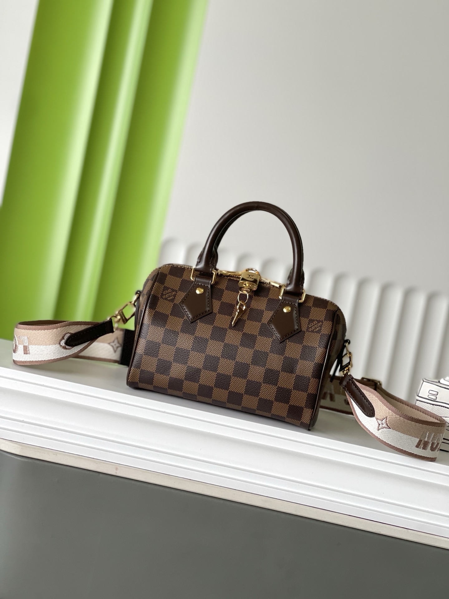 NO:208081,Purchase price N40489 20.5×13.5×12 SPEEDY Presbyterian pillow bag Top original order Change code chip, LV [top original order], louis vuitton19860909拿货价 N40489 20.5×13.5×12 SPEEDY 老花枕头包 顶级原单 变码芯片,LV【顶级原单】,louis vuitton,Bag