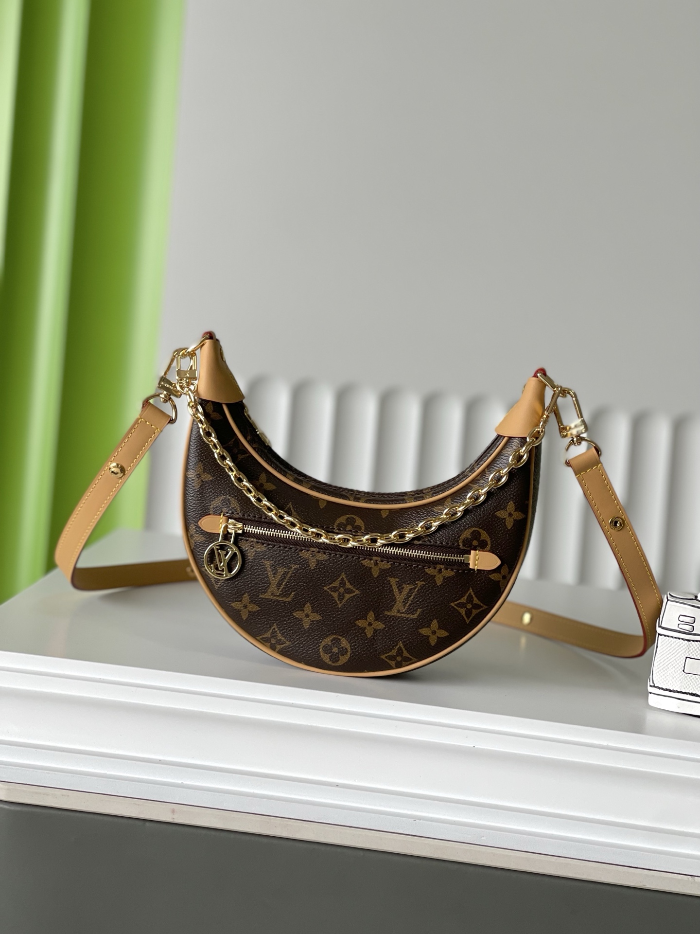 NO:212006,M81098 23×13×6 LOOP Moon Pack Top Original Slot Code Change Chip, LV [Top Original Slot], louis vuitton19860909M81098 23×13×6 LOOP 月亮包 顶级原单 变码芯片,LV【顶级原单】,louis vuitton,Bag