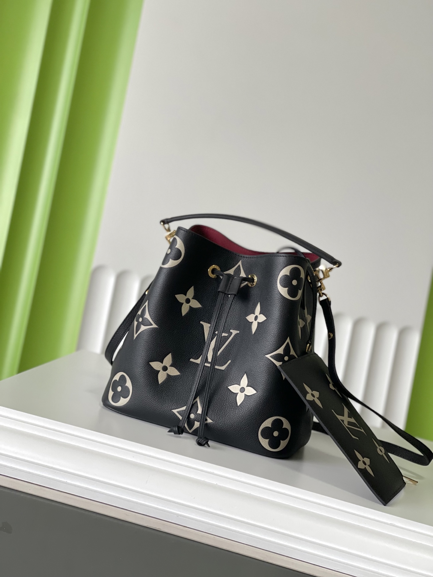 NO:384469,M45497 black 26×26×17.5 CRAFTY NEONOE Full-leather bucket bag Top original single variable code chip, LV [top original single], louis vuitton19860909M45497黑 26×26×17.5 CRAFTY NEONOE 全皮水桶包 顶级原单 变码芯片,LV【顶级原单】,louis vuitton,Bag