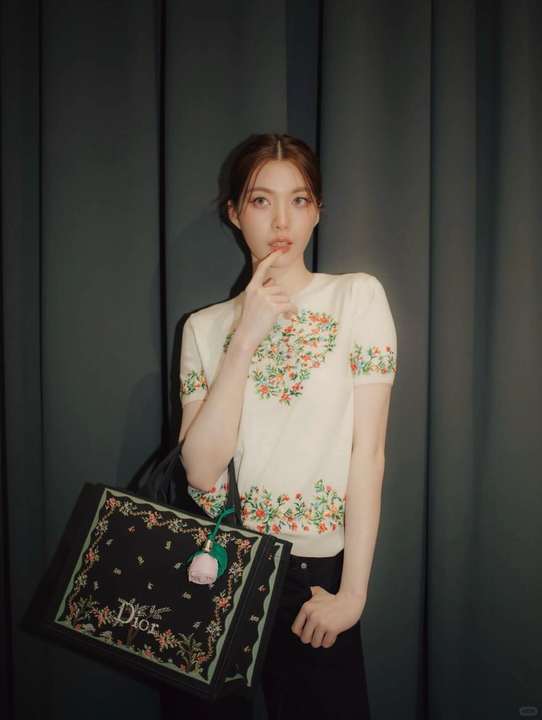 NO:804654,Pair it with the look,,19860909搭配look,,,Women's clothing