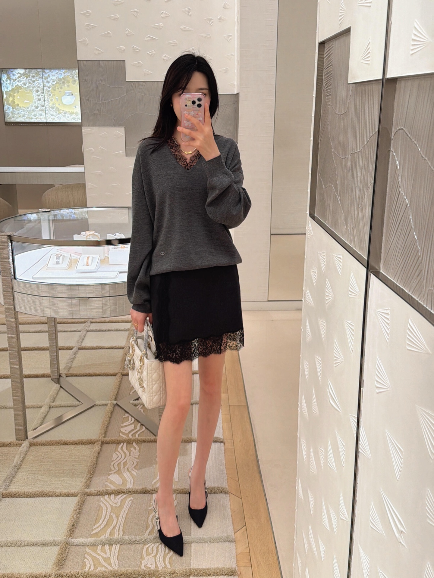 NO:946011,Pair it with the look,,19860909搭配look,,,Women's clothing