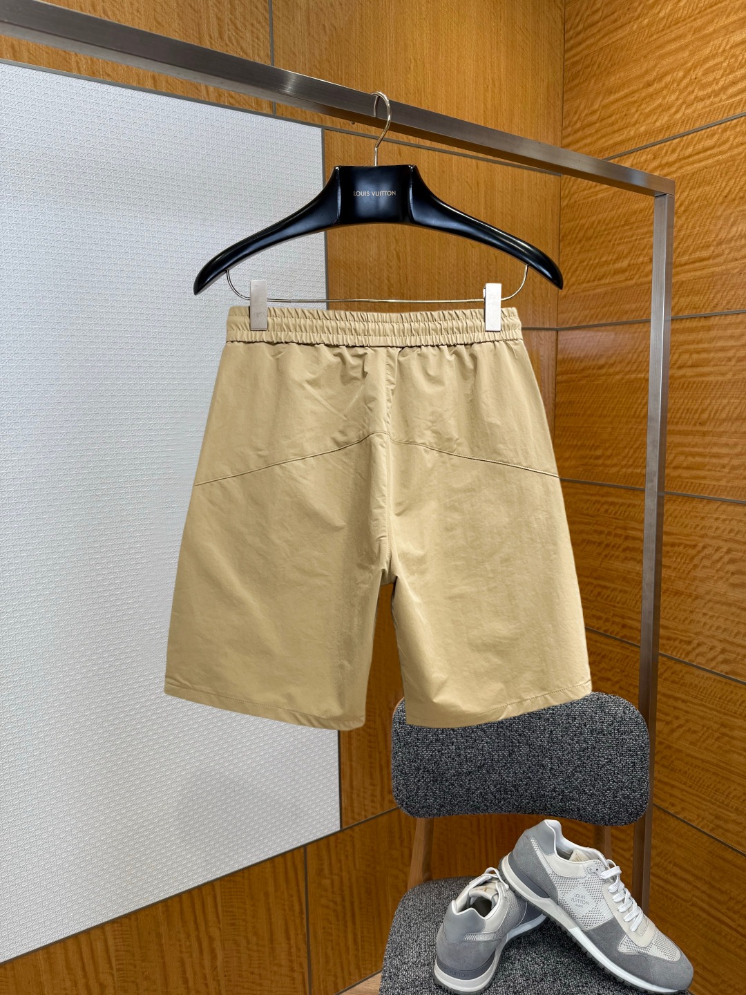 NO:929603,Arc'teryx 2026ss spring and summer new original counter casual shorts, luxury classic brand original LOGO accessories, counter best-selling model. Very comfortable to wear, low-key yet luxurious, very classy to wear. Needless to say the trousers style and tailoring. The upper body is exquisite and high-end, first-class and top-quality materials. Really palace-level casual pants. The cotton from Turkey is of outstanding quality. After heavy washing, the pants are very soft!  Not picky, the upper body is absolutely stylish and extremely luxurious. Sizes M-3XL, arc'teryx, shorts,19860909始祖鸟 2026ss春夏新款原单专柜休闲短裤,奢华经典品牌原版LOGO配饰 专柜热销款 身穿着非常舒适 低调不失奢华 穿出去非常有档次 裤型款式和裁剪亦无需多言 上身精致跃然高档一等一顶级质料 真正殿堂级的休闲裤 选用土耳其的棉花品质卓然,经过重水洗使得裤子很柔软！不挑人 上身绝对的有型 极度奢华. 尺码M-3XL,arc'teryx,shorts,,Men's clothing