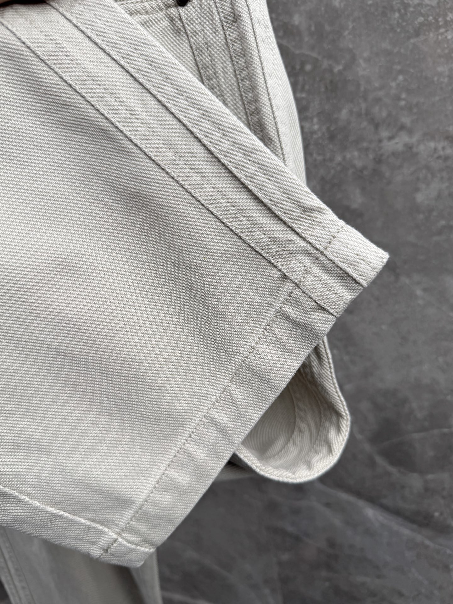 驴家🌈🌈新款休闲裤，采用优质高定面料，面料舒适透气，前面皮革logo设计，五金吊钟logo设计更加高档，