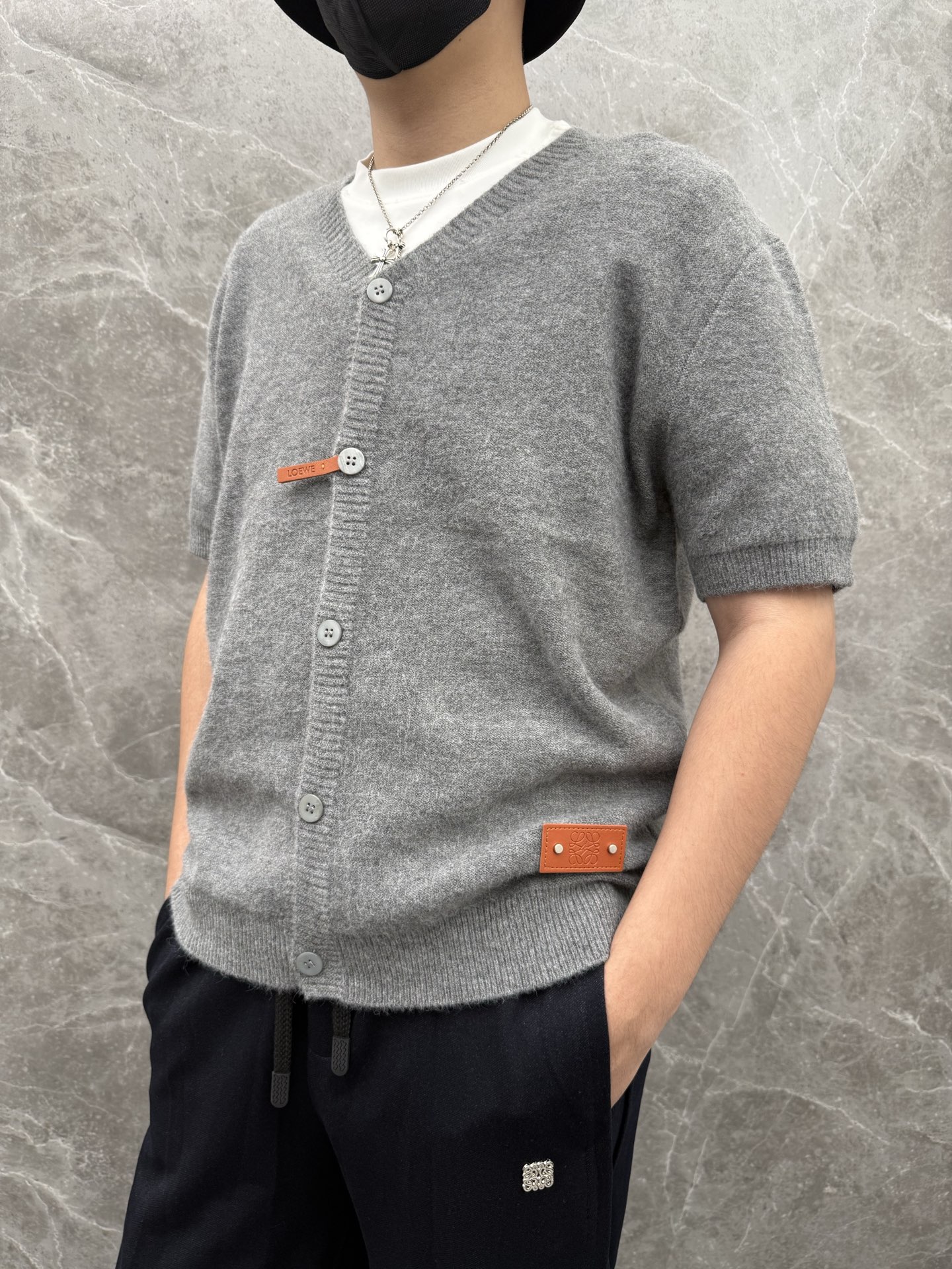 Loewe Wool Blend Short-Sleeve Knit Cardigan with Leather Logo Detail 3 i1758034615706 3423 0 7