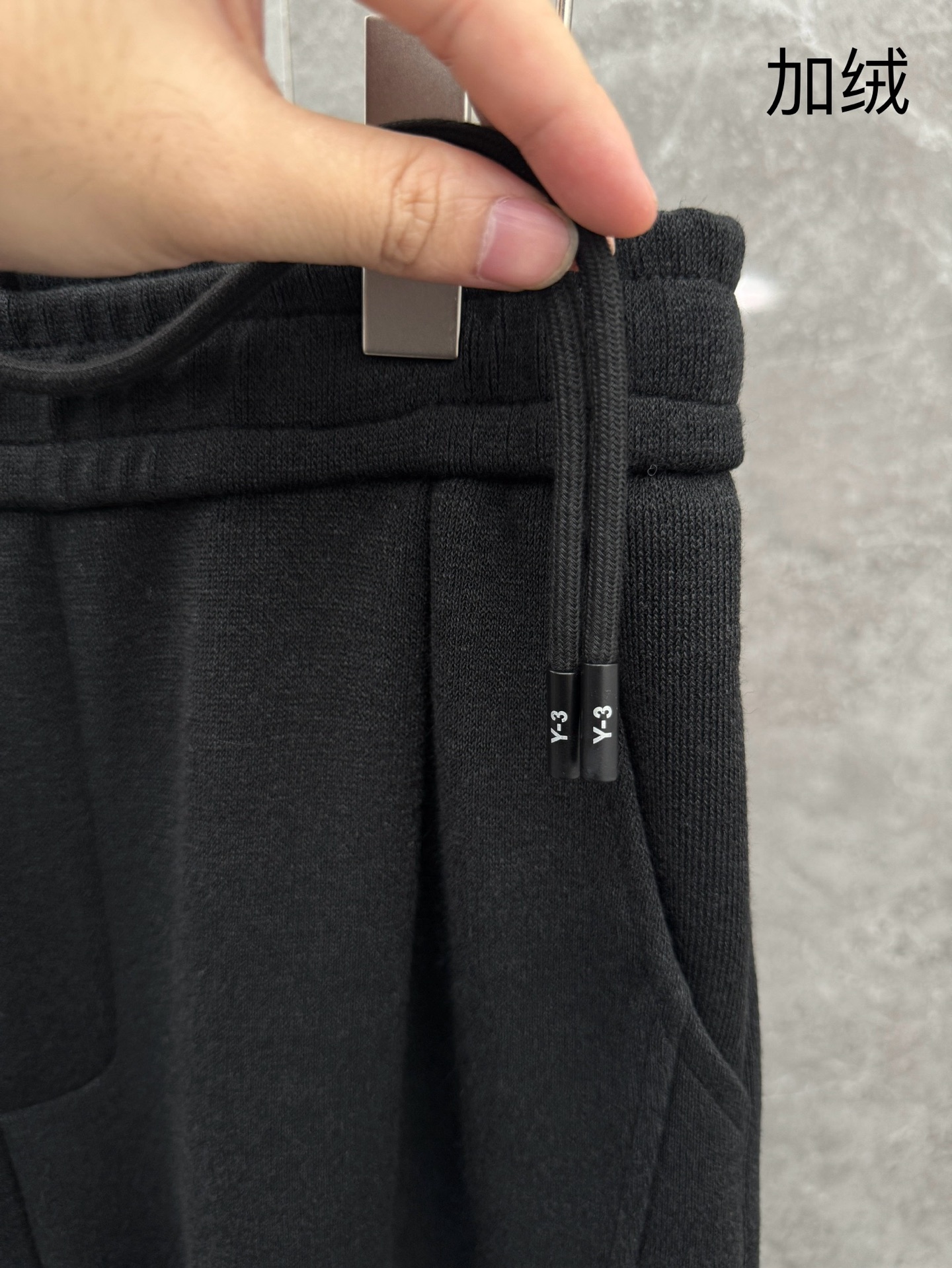 ！ （新出加绒）Y3🌈🌈经典高定新款黑武士风格加绒休闲裤，采用优质兔绒面料，超级亲肤舒适，面料超绝，裤腿