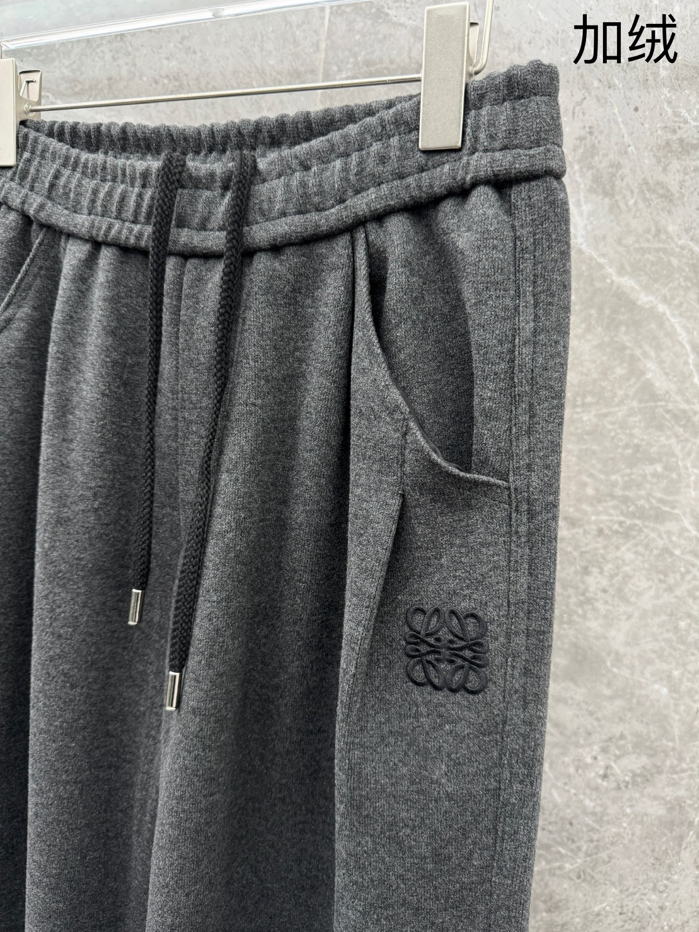 （新出加绒）罗意威🌈🌈新款加绒裤子，采用优质高定精棉面料，刺绣logo设计，超级舒适透气，面料极好亲肤舒
